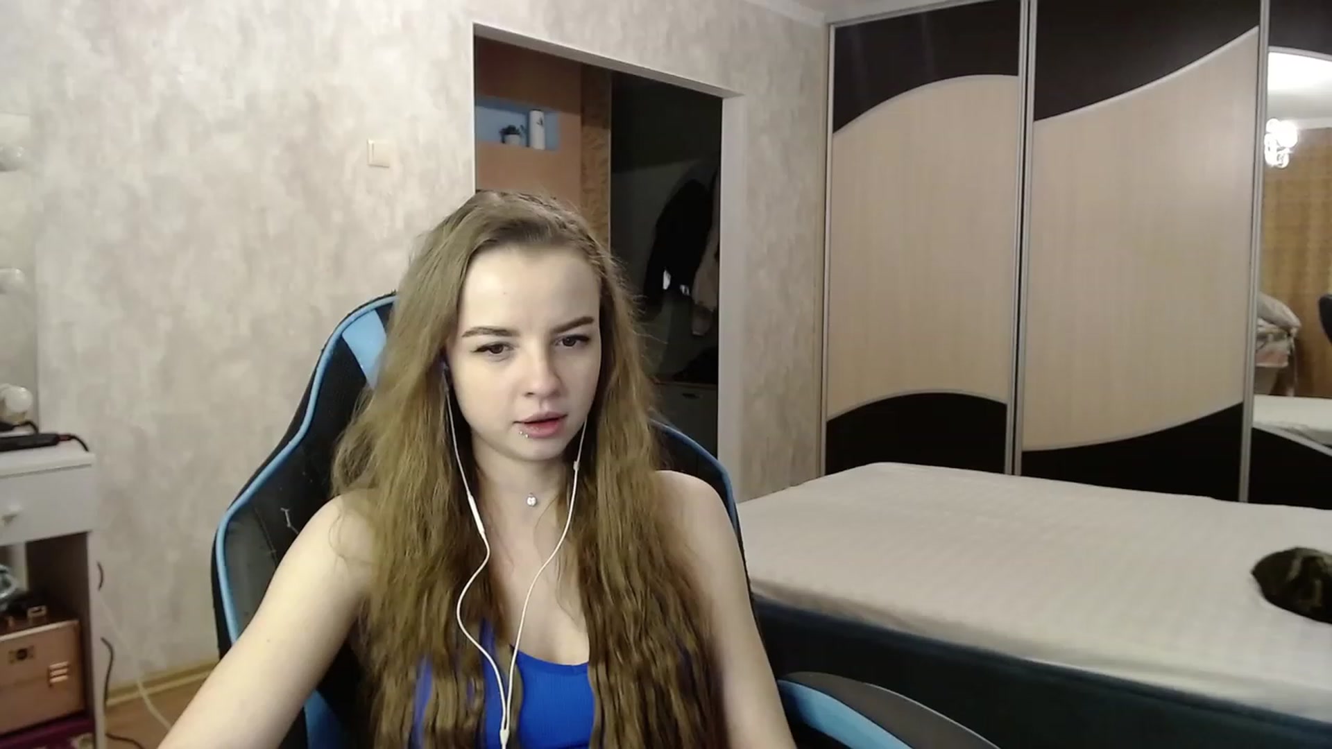 Gallery image thumbnail from Lio_noy's myfreecams stream on, 12/07/2023, 24:07 image 3 of 20