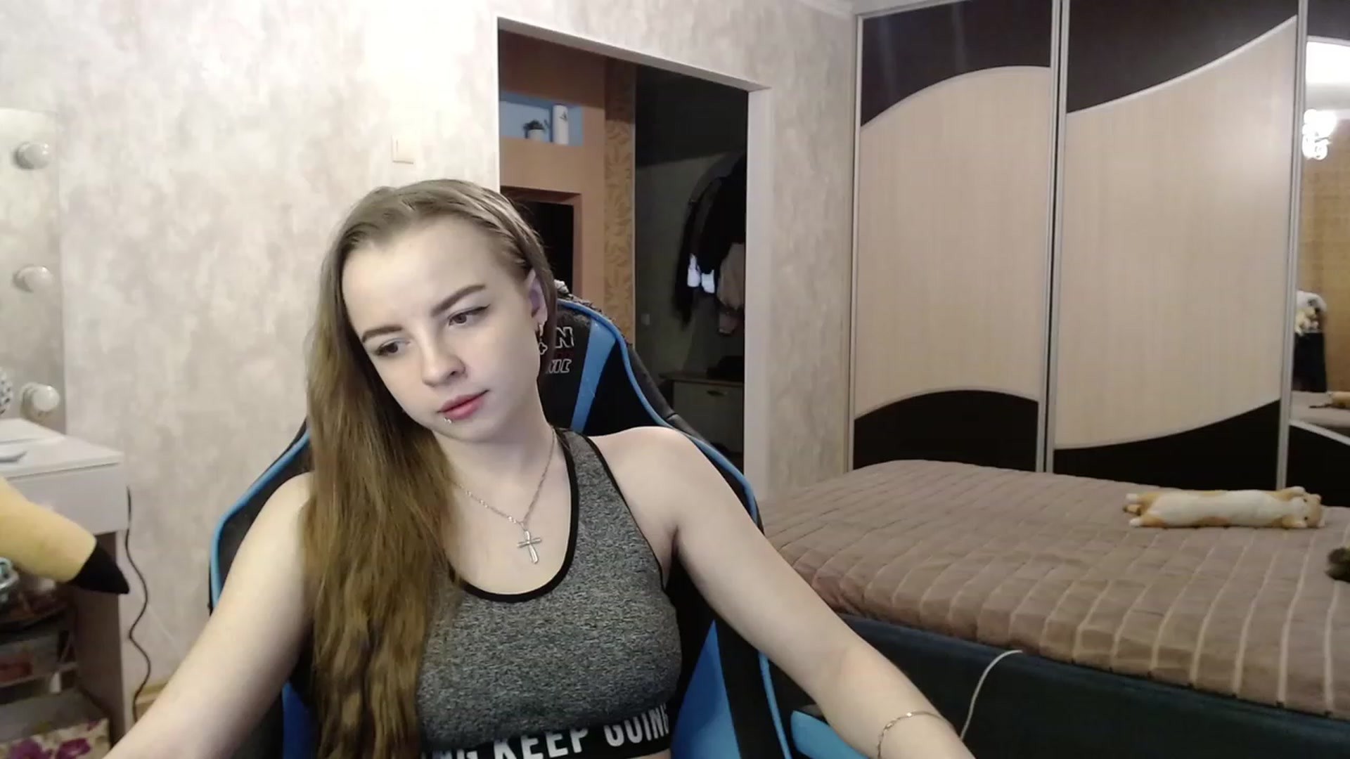 Gallery image thumbnail from Lio_noy's myfreecams stream on, 12/11/2023, 23:29 image 18 of 20