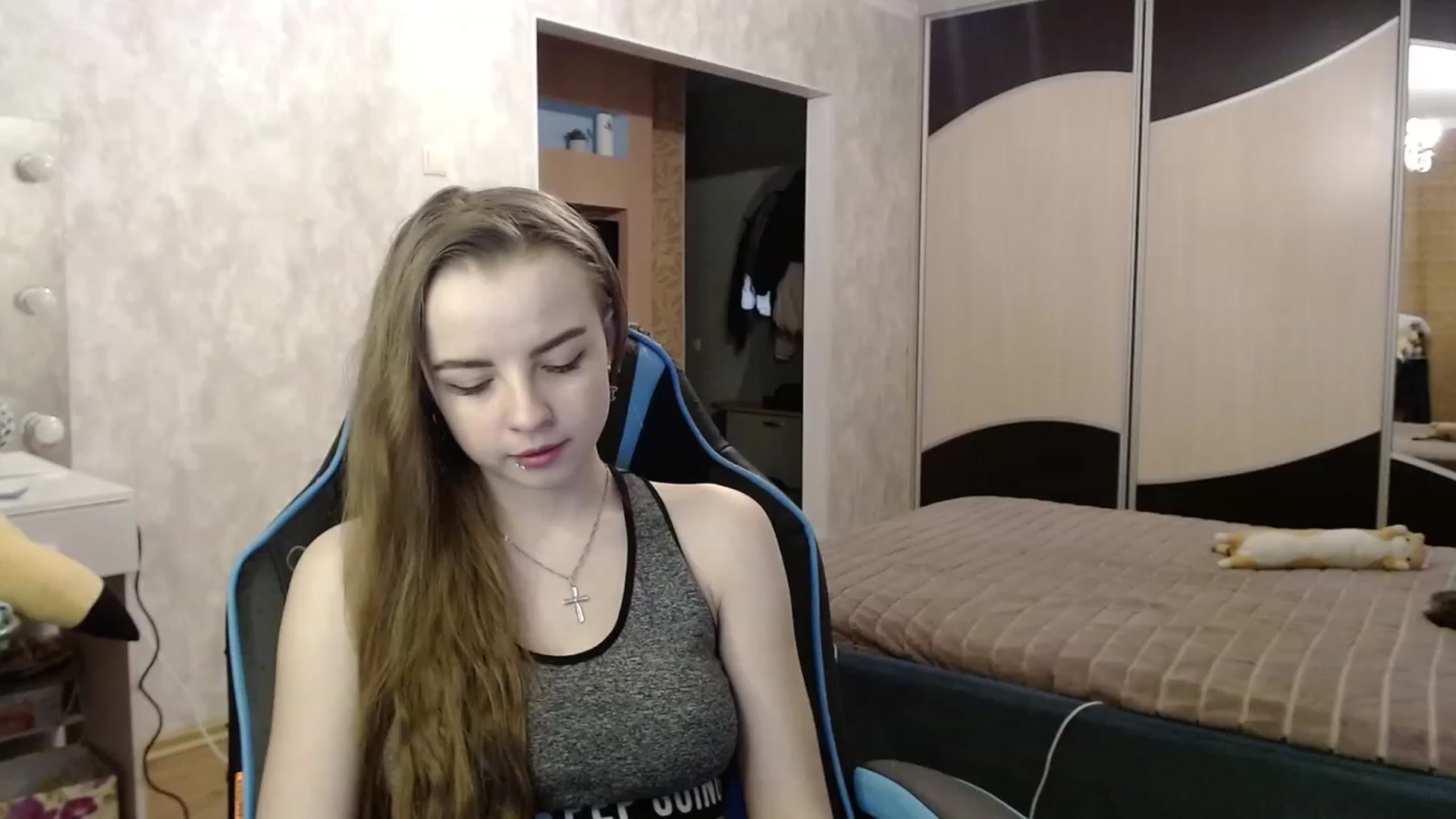 Gallery image thumbnail from Lio_noy's myfreecams stream on, 12/11/2023, 23:29 image 19 of 20