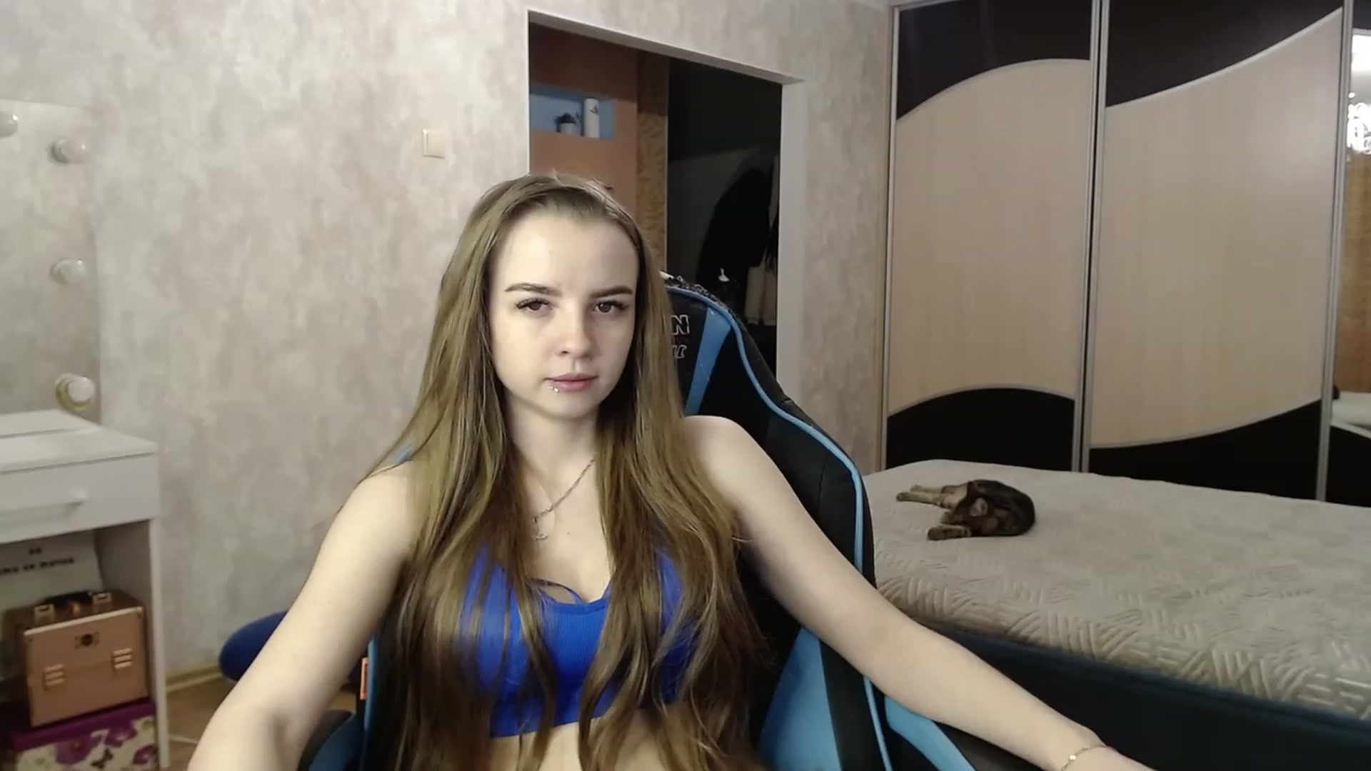 Gallery image thumbnail from Lio_noy's myfreecams stream on, 12/21/2023, 22:22 image 3 of 20