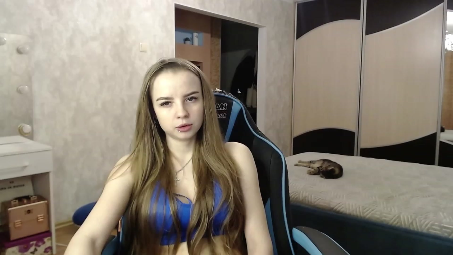 Gallery image thumbnail from Lio_noy's myfreecams stream on, 12/21/2023, 22:22 image 5 of 20