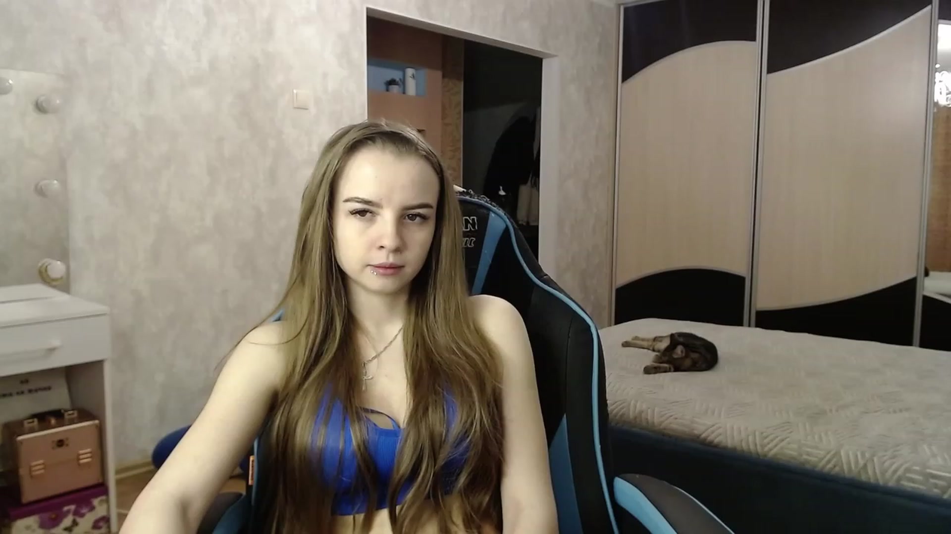 Gallery image thumbnail from Lio_noy's myfreecams stream on, 12/21/2023, 22:22 image 4 of 20