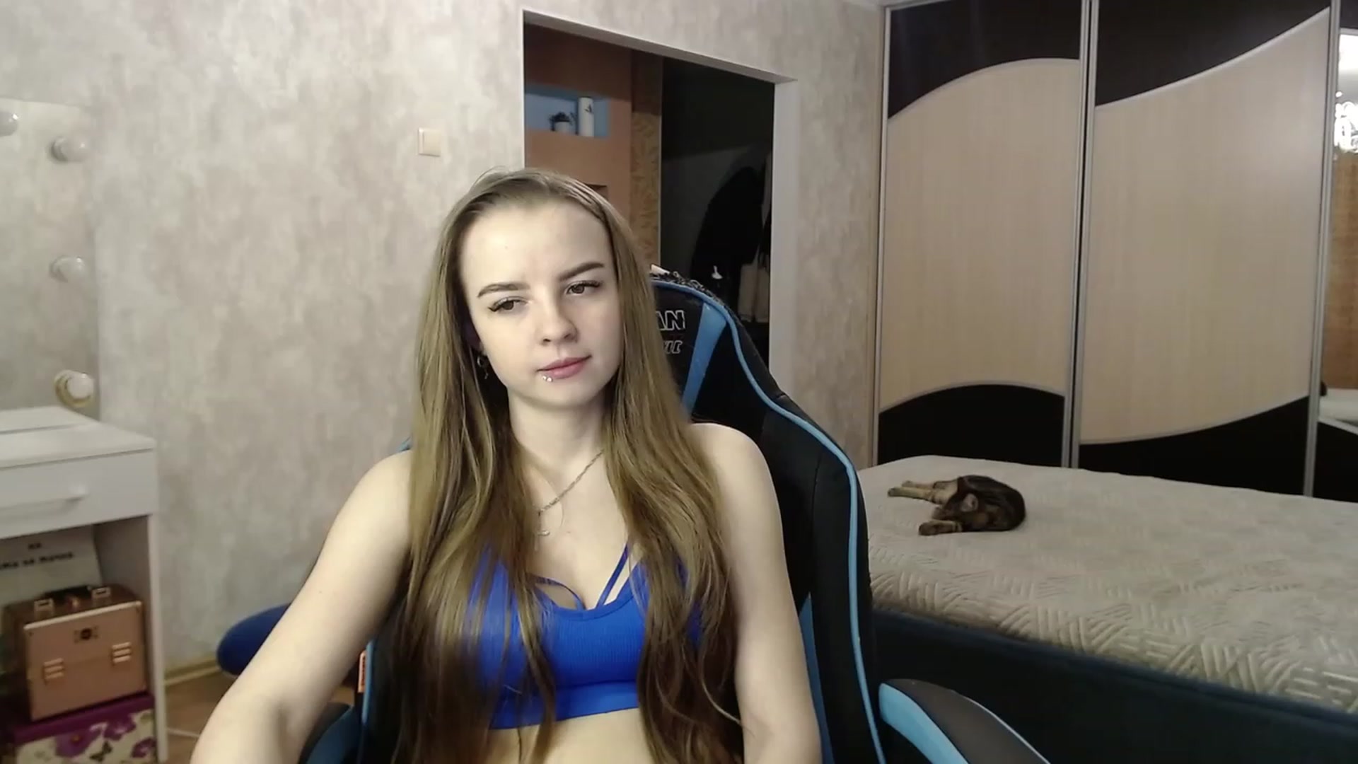Gallery image thumbnail from Lio_noy's myfreecams stream on, 12/21/2023, 22:22 image 2 of 20