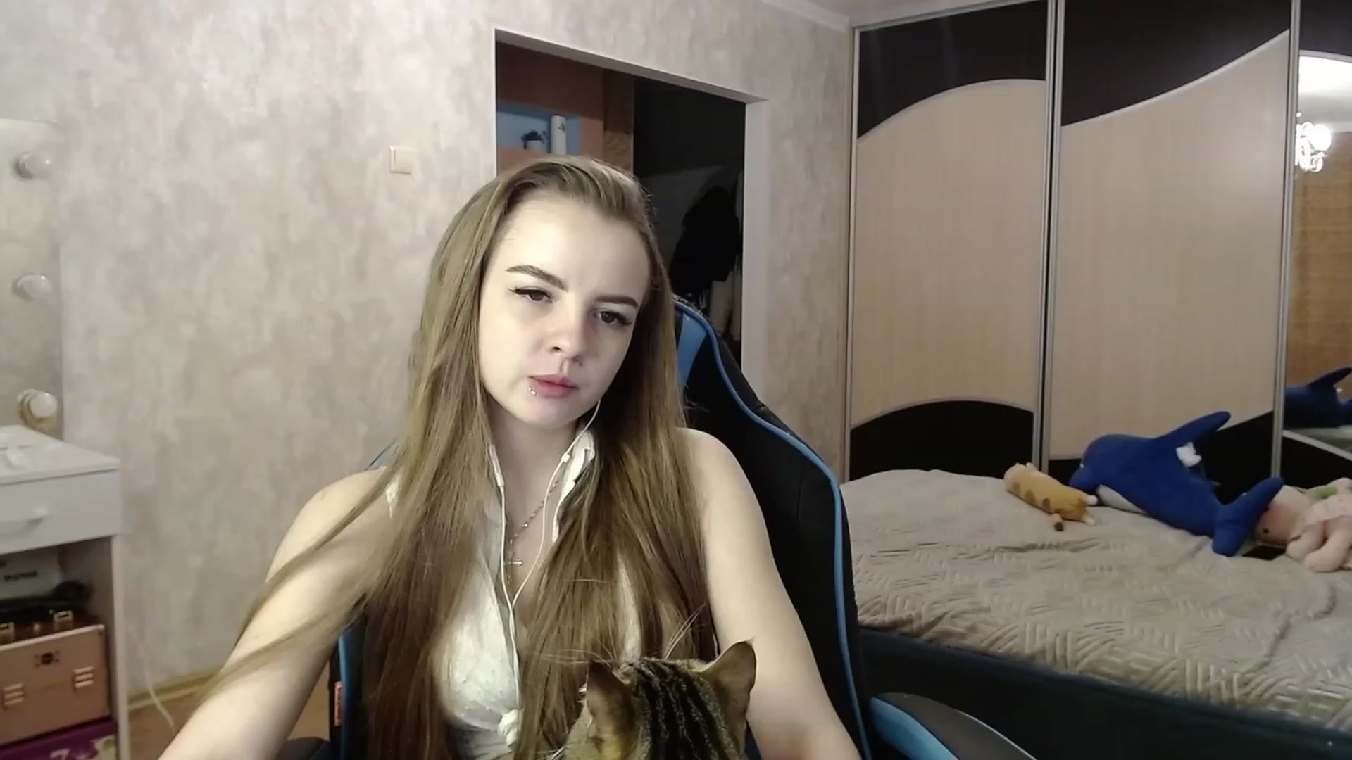 Gallery image thumbnail from Lio_noy's myfreecams stream on, 12/23/2023, 23:54 image 4 of 20