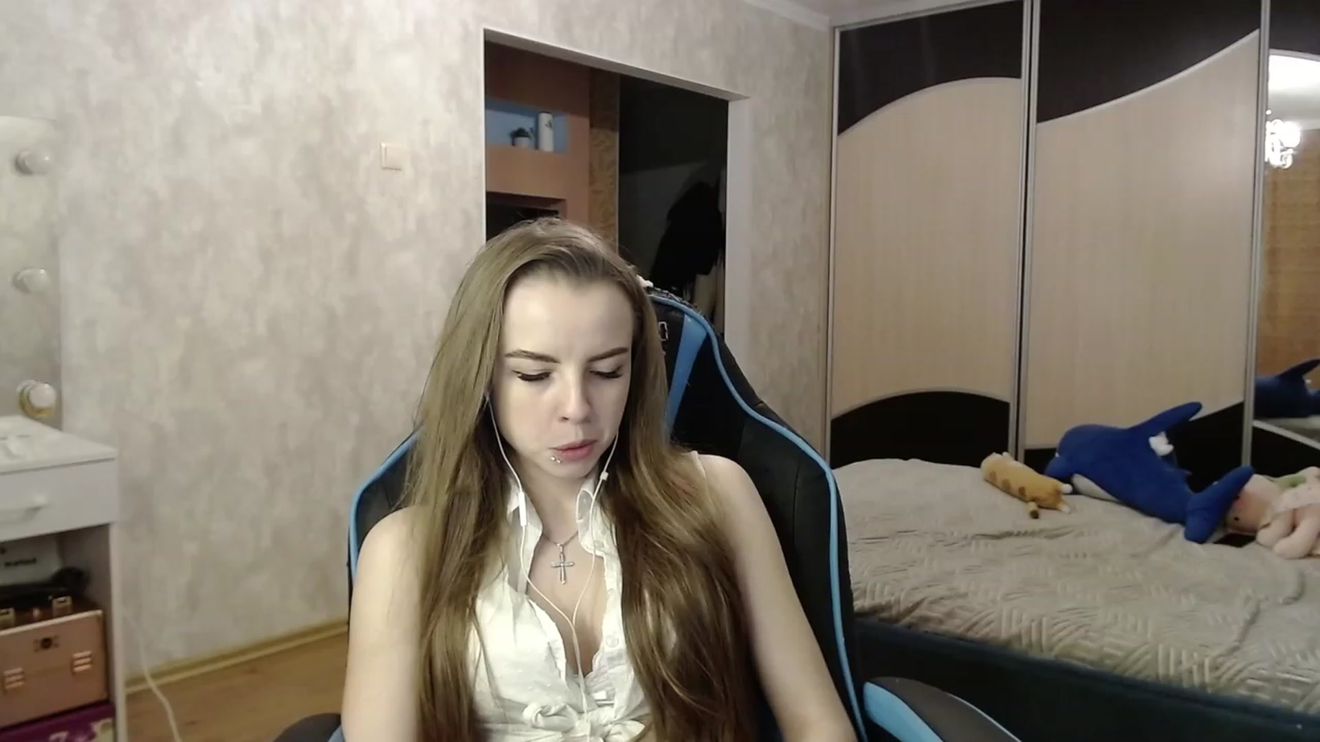 Gallery image thumbnail from Lio_noy's myfreecams stream on, 12/23/2023, 23:54 image 19 of 20