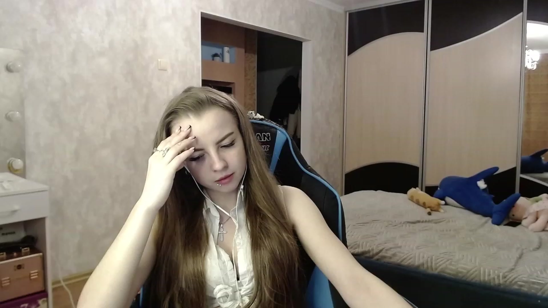 Gallery image thumbnail from Lio_noy's myfreecams stream on, 12/23/2023, 23:54 image 6 of 20