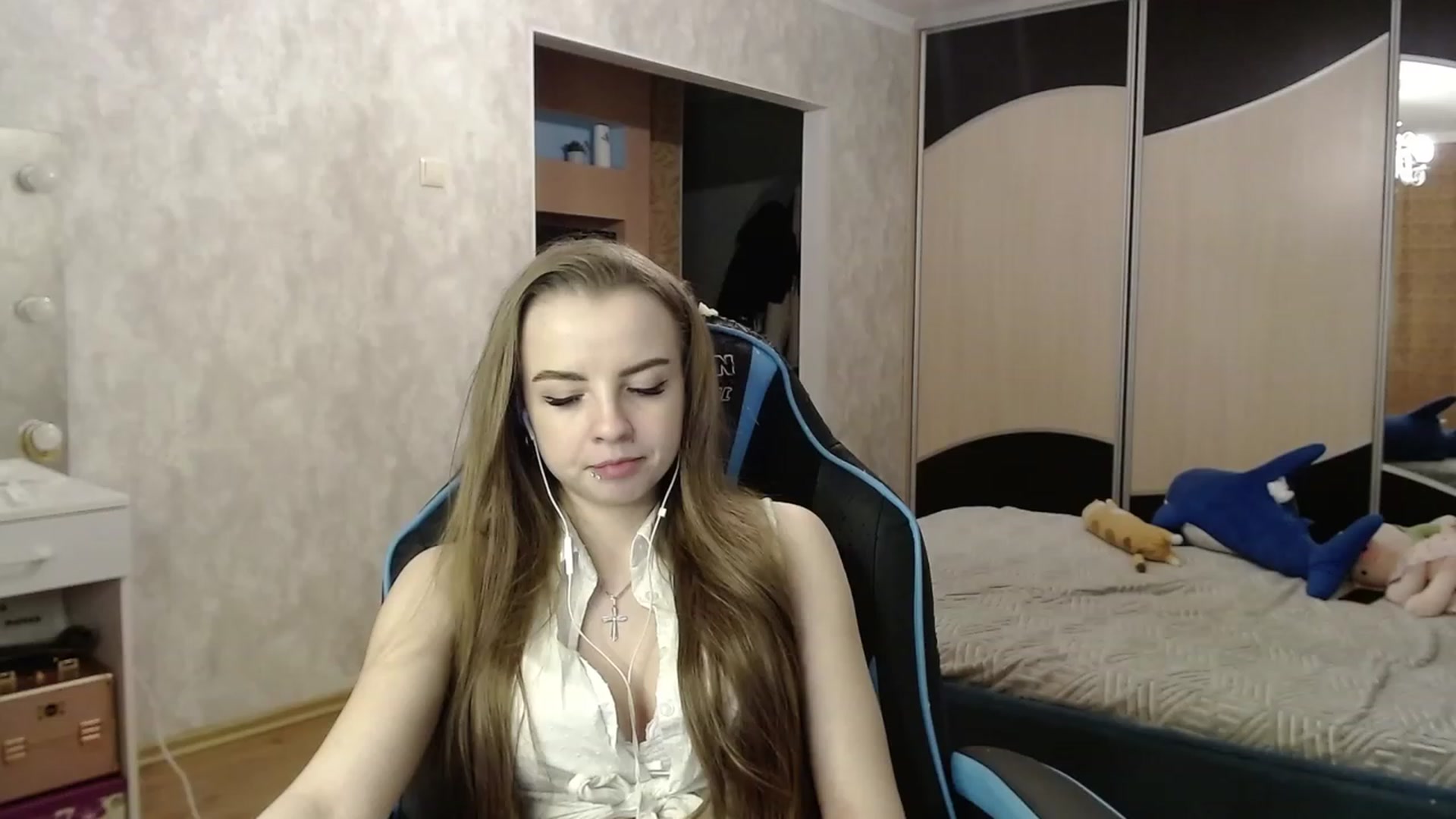 Gallery image thumbnail from Lio_noy's myfreecams stream on, 12/23/2023, 23:54 image 18 of 20