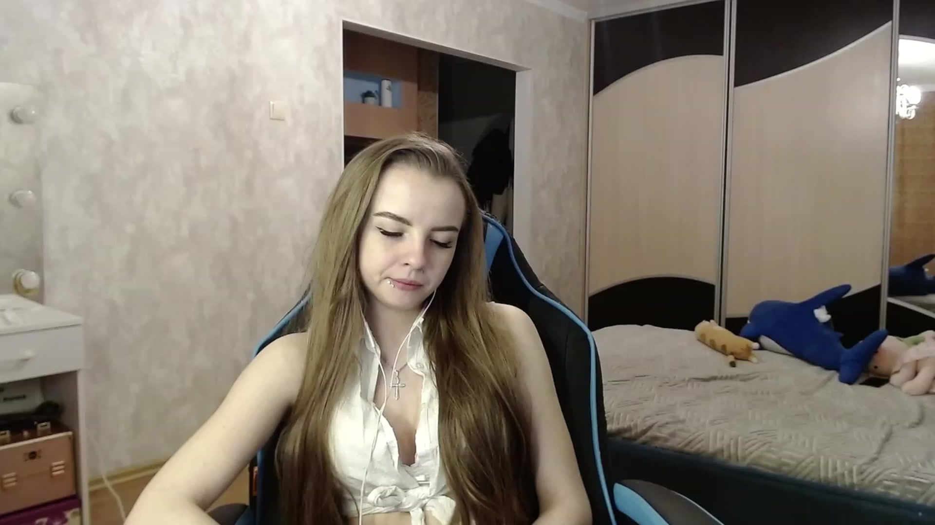 Gallery image thumbnail from Lio_noy's myfreecams stream on, 12/23/2023, 23:54 image 11 of 20