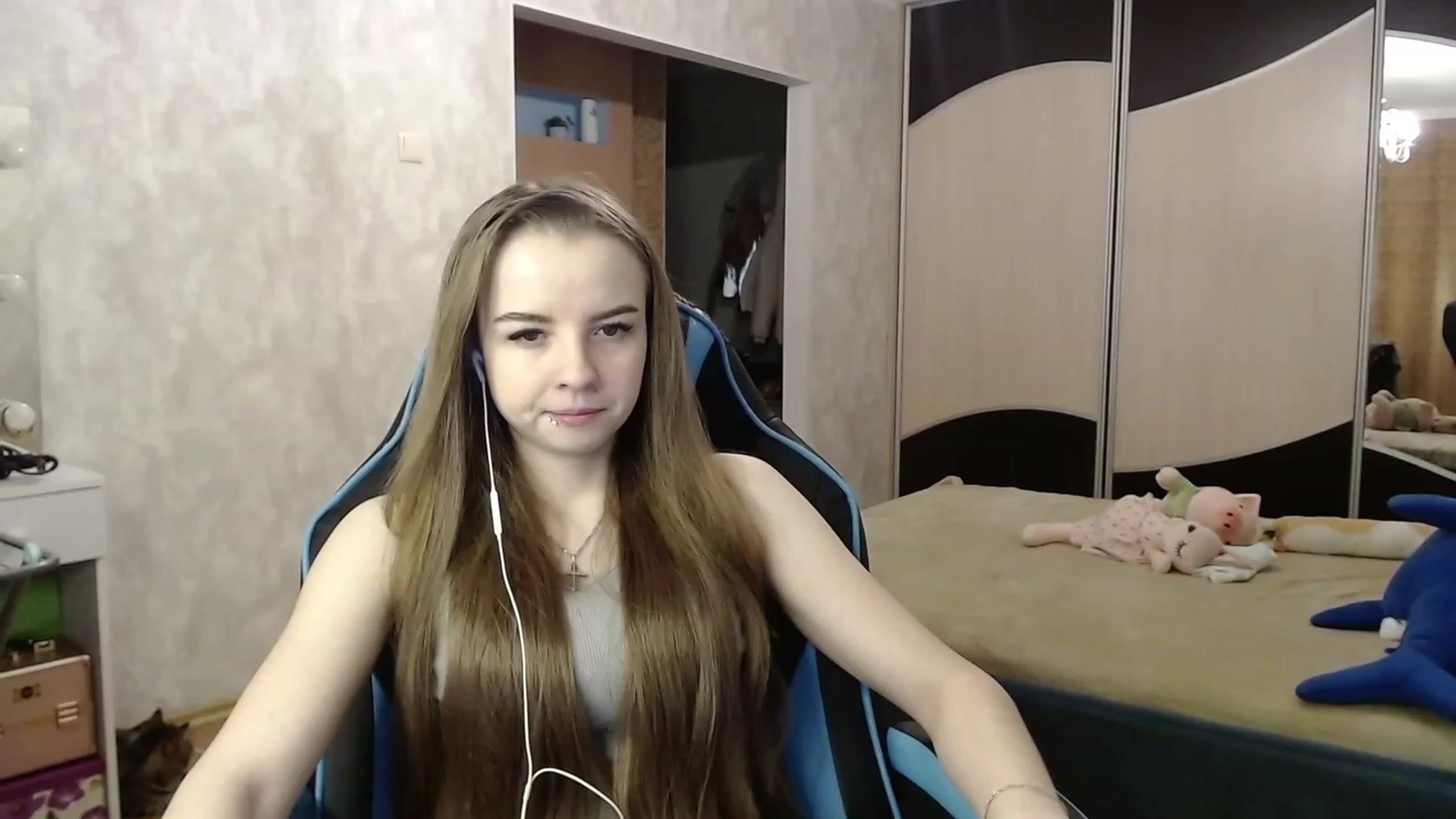 Gallery image thumbnail from Lio_noy's myfreecams stream on, 12/25/2023, 22:51 image 5 of 20