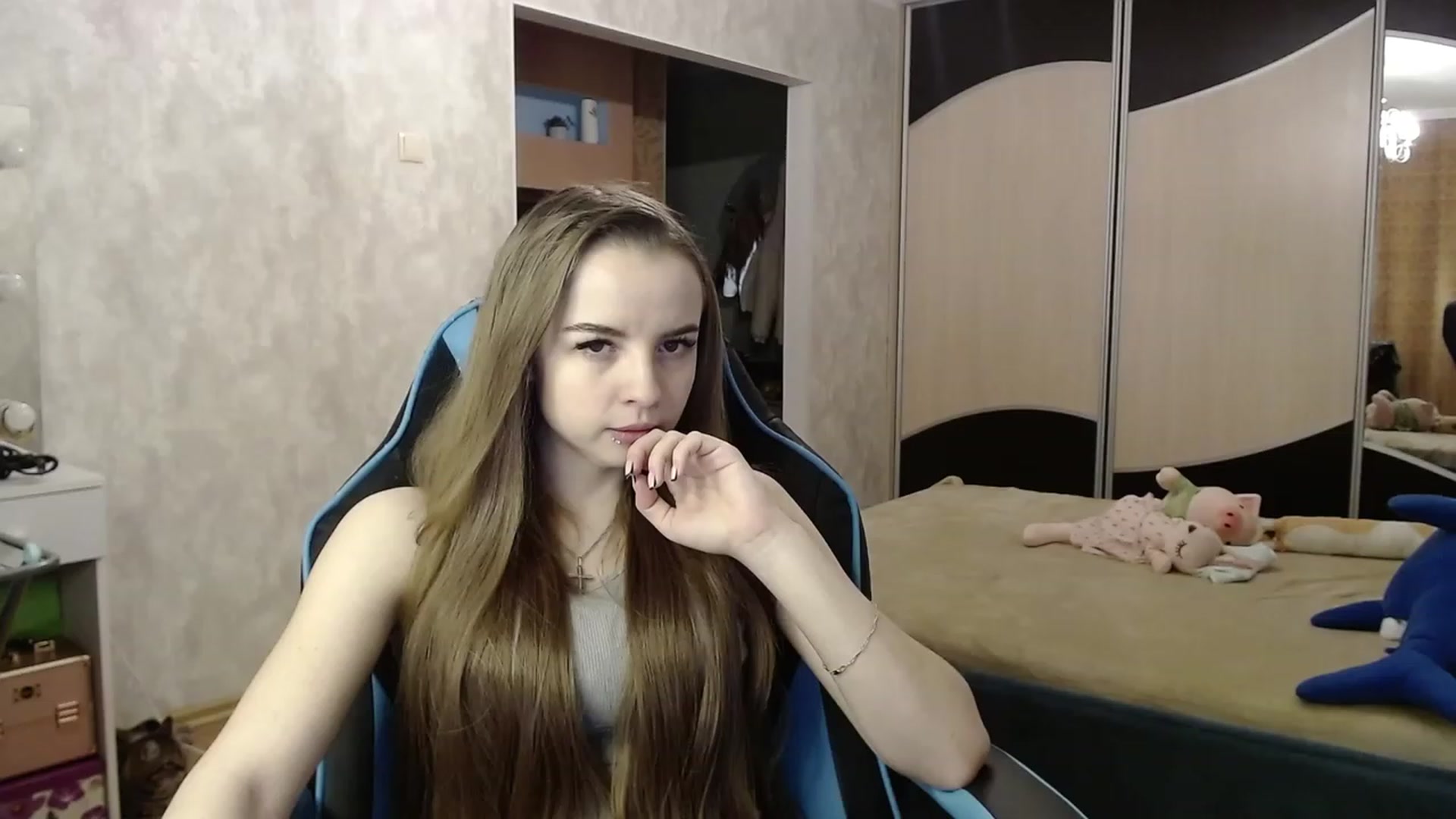 Gallery image thumbnail from Lio_noy's myfreecams stream on, 12/25/2023, 22:51 image 10 of 20