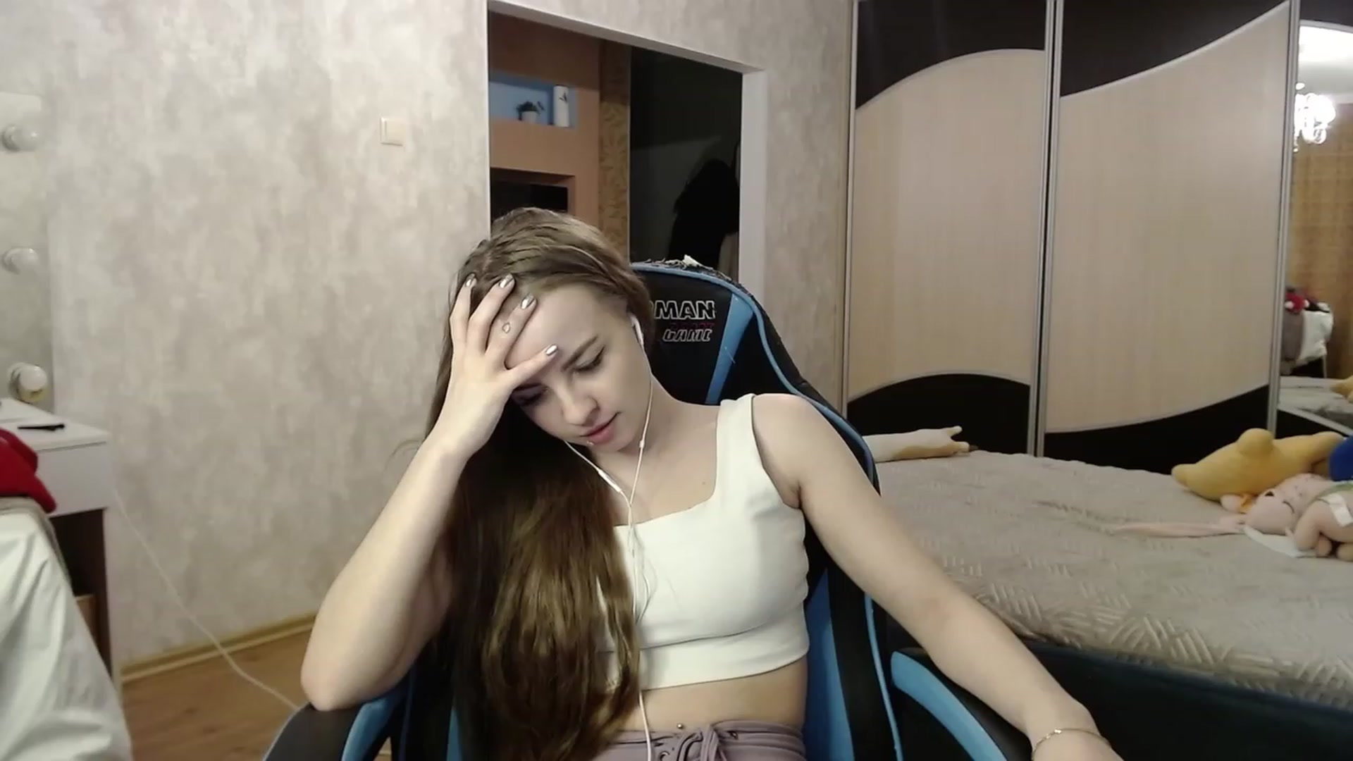 Gallery image thumbnail from Lio_noy's myfreecams stream on, 01/03/2024, 21:59 image 4 of 20