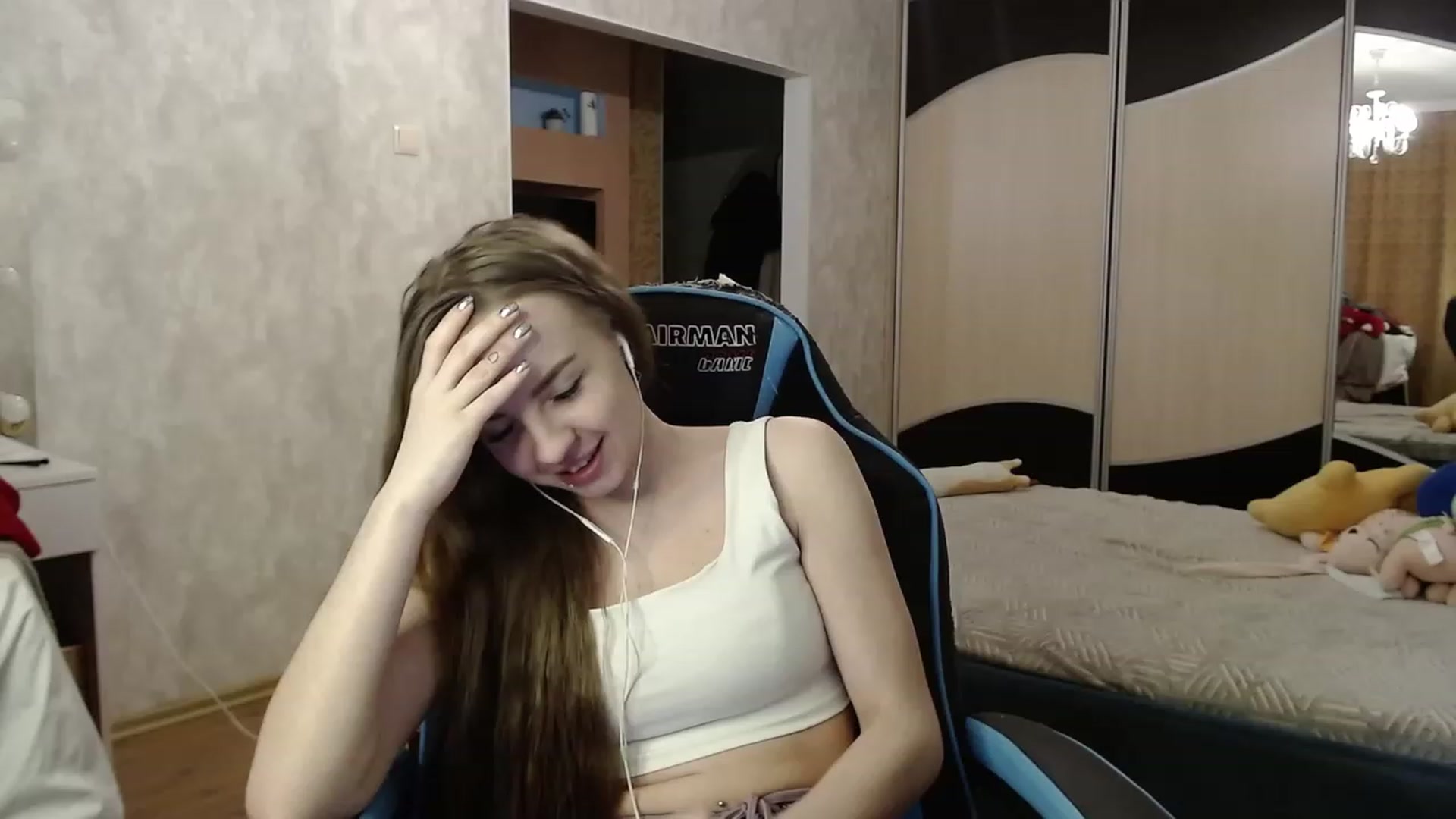 Gallery image thumbnail from Lio_noy's myfreecams stream on, 01/03/2024, 21:59 image 16 of 20
