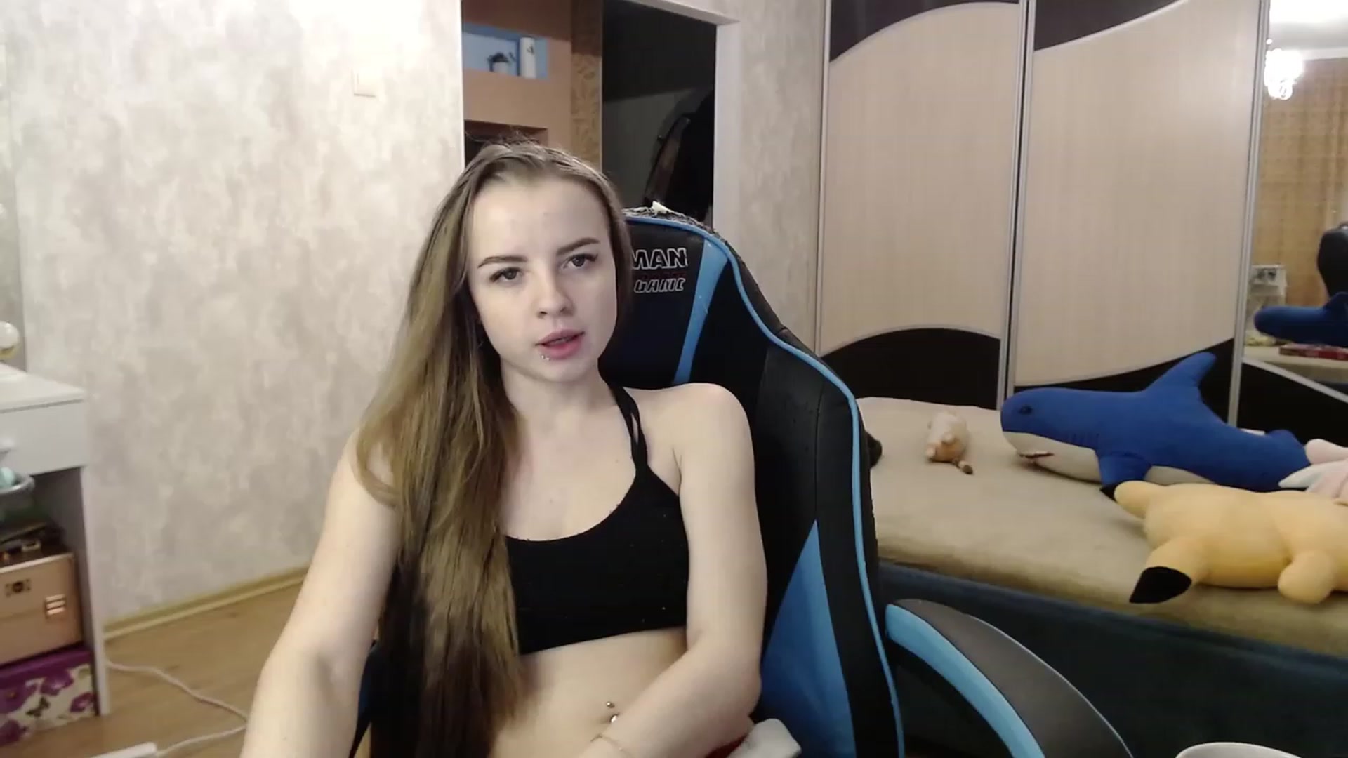 Gallery image thumbnail from Lio_noy's myfreecams stream on, 01/05/2024, 24:05 image 8 of 20