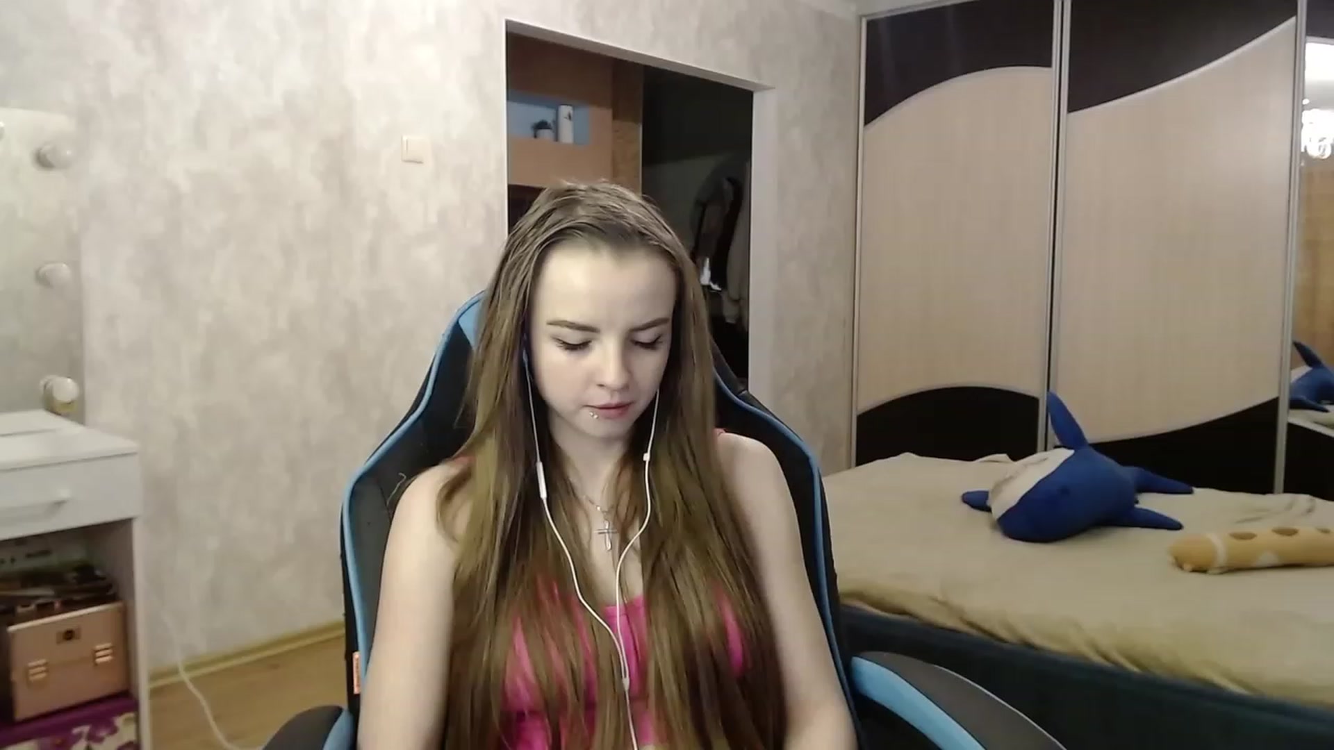 Gallery image thumbnail from Lio_noy's myfreecams stream on, 01/07/2024, 23:59 image 18 of 20