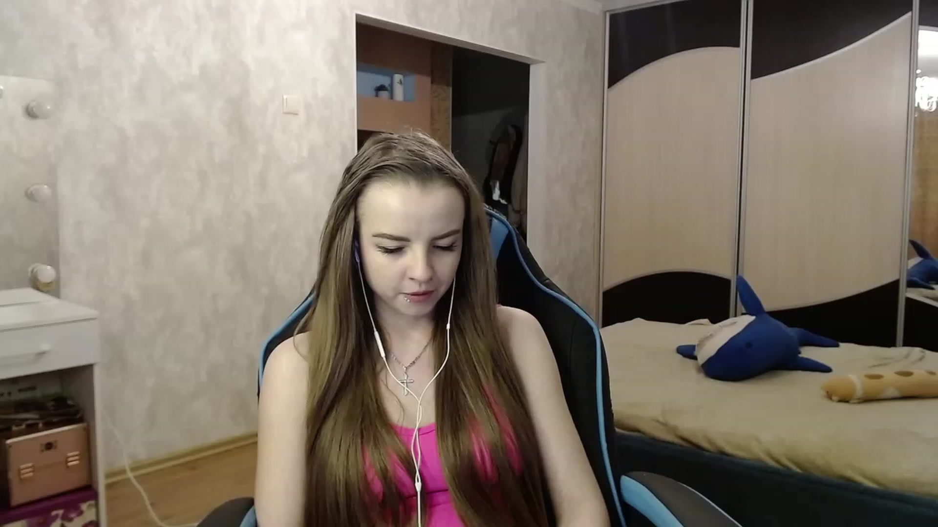 Gallery image thumbnail from Lio_noy's myfreecams stream on, 01/07/2024, 23:59 image 9 of 20