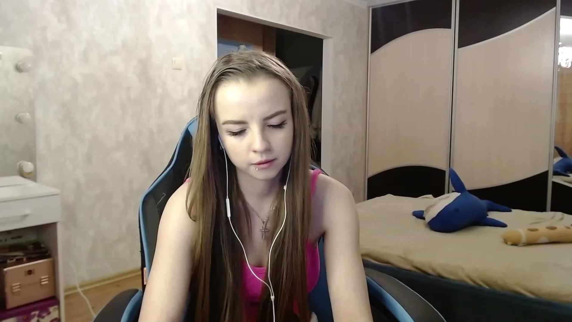 Gallery image thumbnail from Lio_noy's myfreecams stream on, 01/07/2024, 23:59 image 13 of 20
