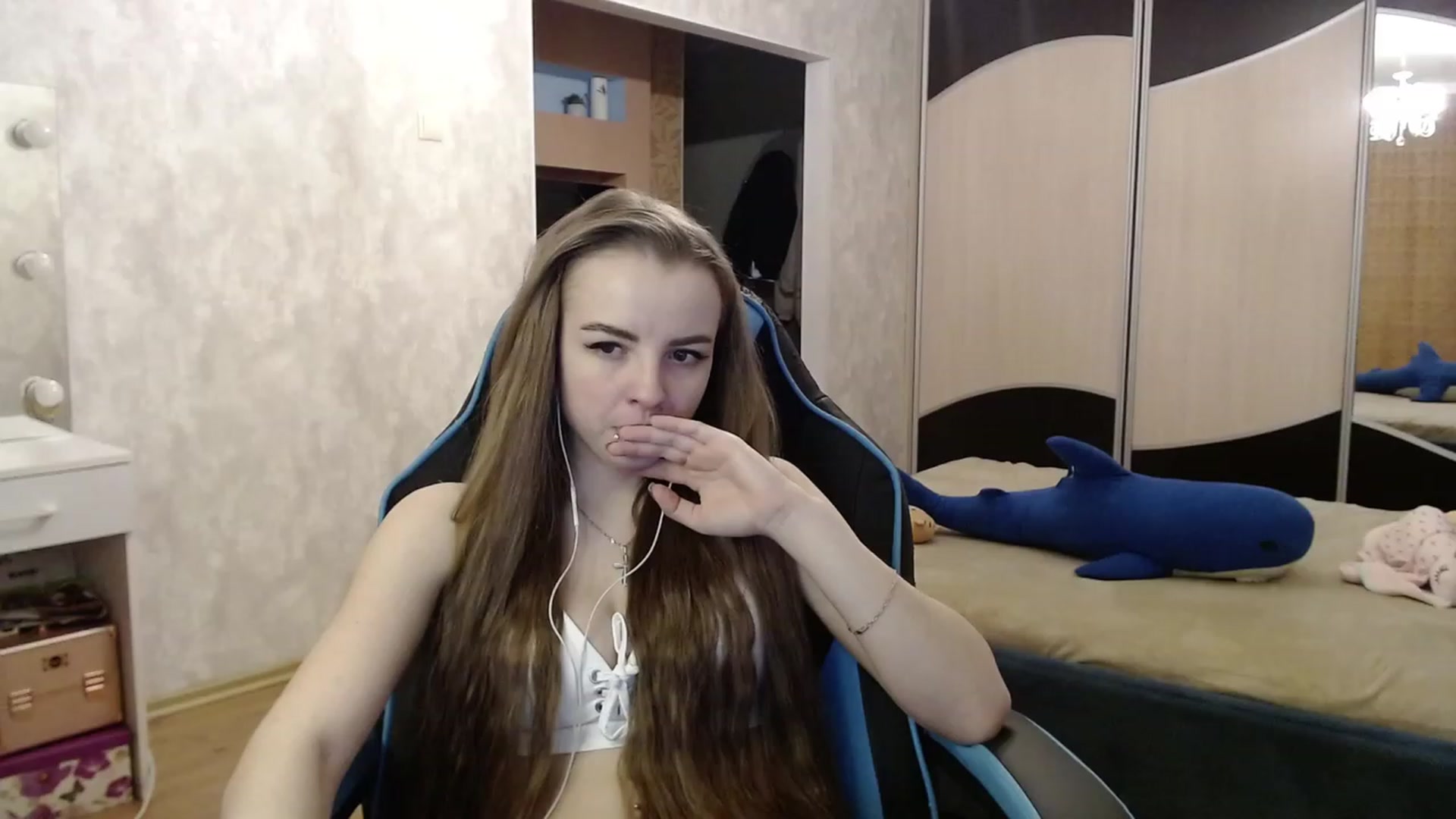 Gallery image thumbnail from Lio_noy's myfreecams stream on, 01/09/2024, 24:00 image 17 of 20