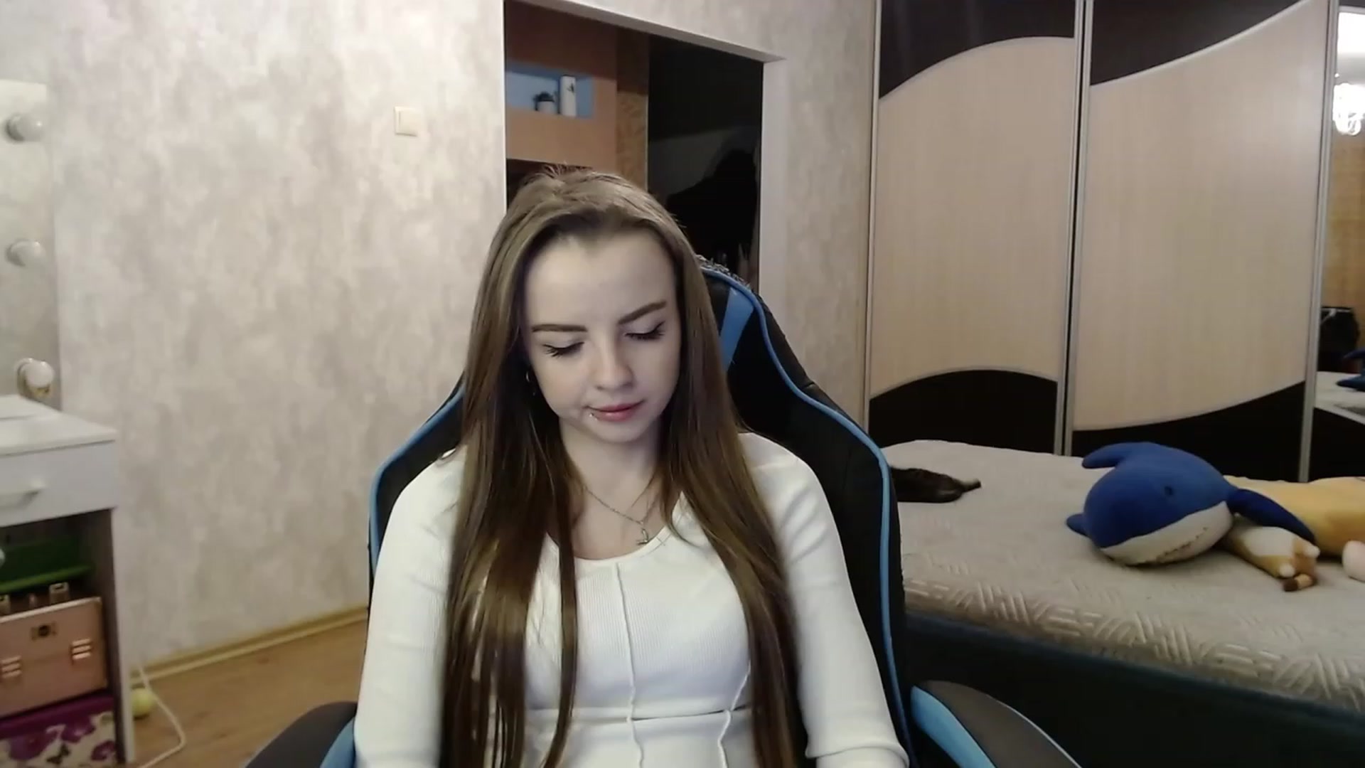 Gallery image thumbnail from Lio_noy's myfreecams stream on, 01/11/2024, 24:53 image 10 of 20