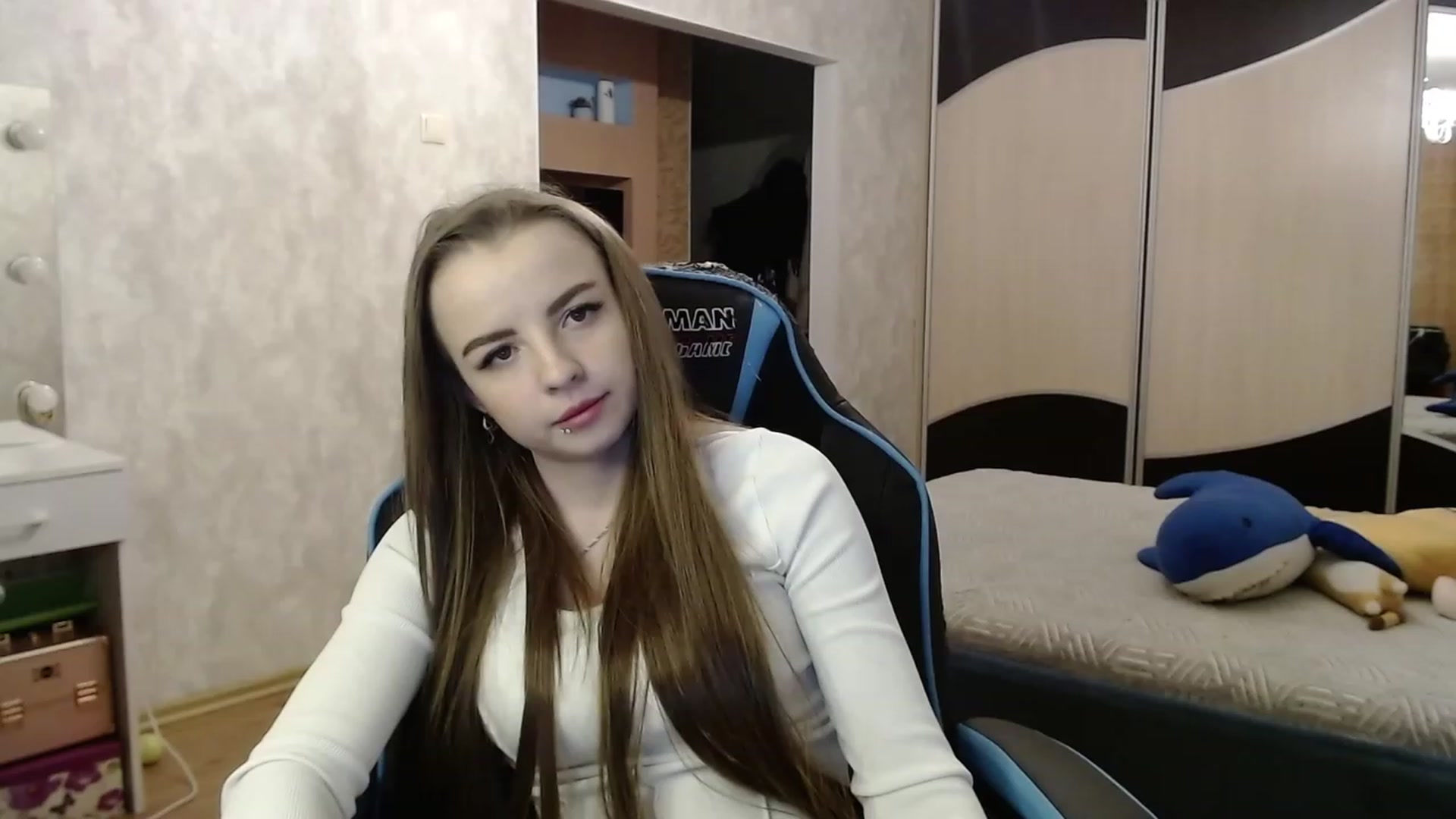 Gallery image thumbnail from Lio_noy's myfreecams stream on, 01/11/2024, 24:53 image 16 of 20