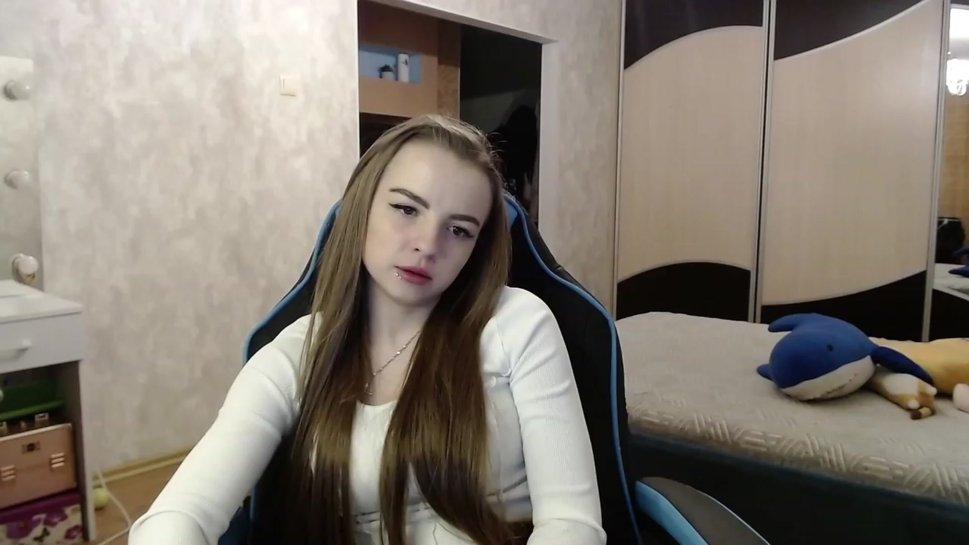 Gallery image thumbnail from Lio_noy's myfreecams stream on, 01/11/2024, 24:53 image 17 of 20