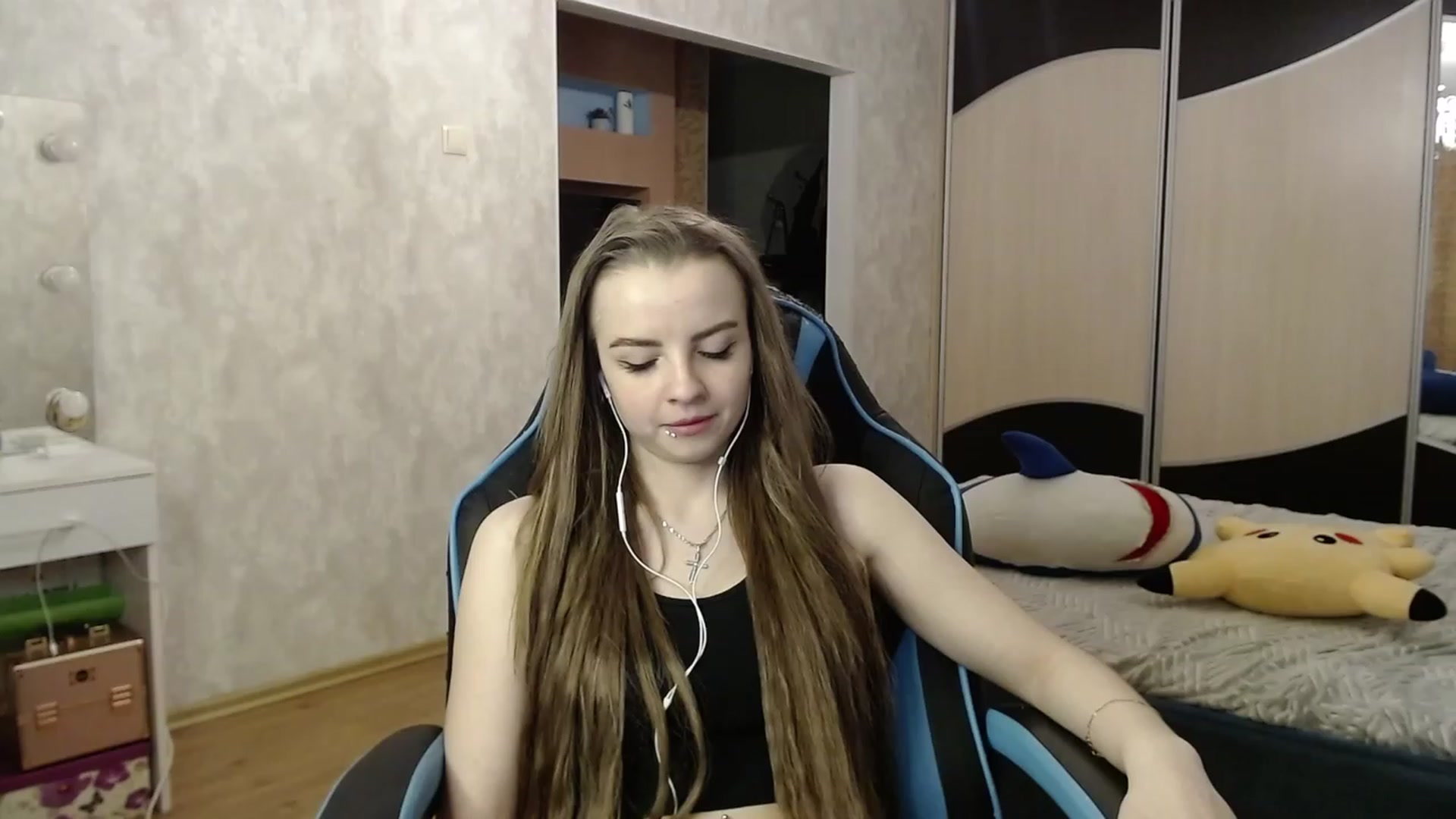 Gallery image thumbnail from Lio_noy's myfreecams stream on, 01/12/2024, 01:51 image 9 of 20