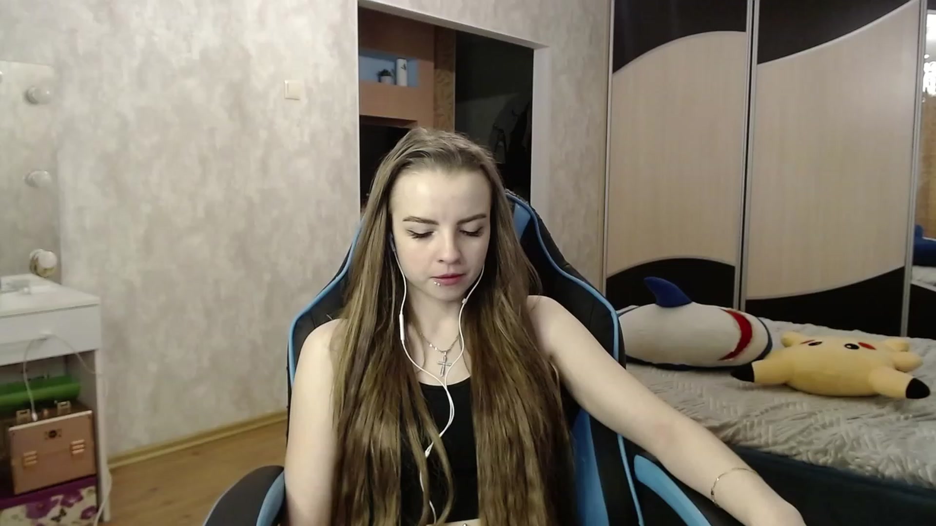 Gallery image thumbnail from Lio_noy's myfreecams stream on, 01/12/2024, 01:51 image 8 of 20