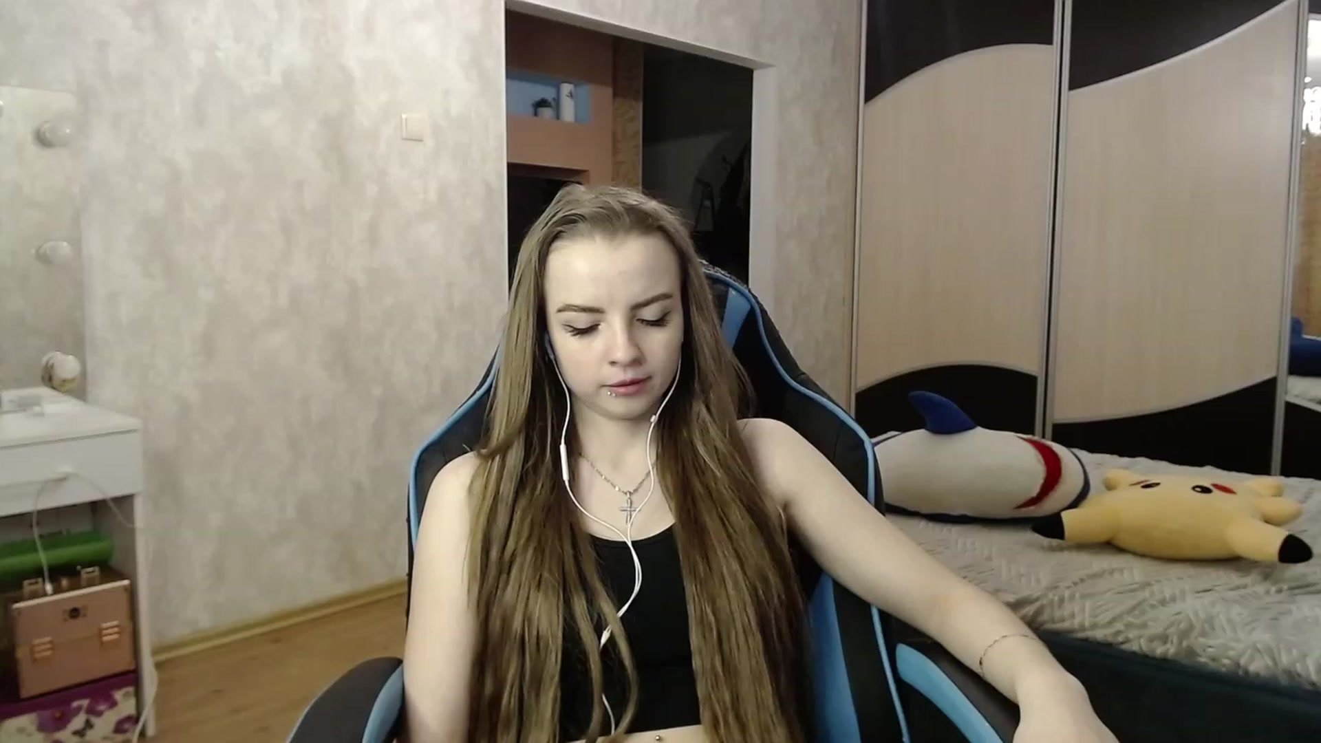 Gallery image thumbnail from Lio_noy's myfreecams stream on, 01/12/2024, 01:51 image 10 of 20