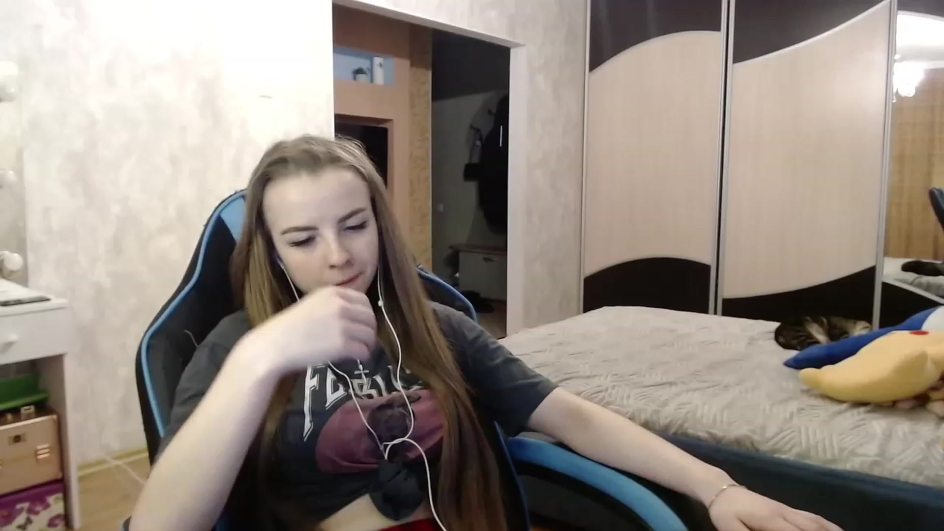 Gallery image thumbnail from Lio_noy's myfreecams stream on, 01/13/2024, 24:30 image 3 of 20