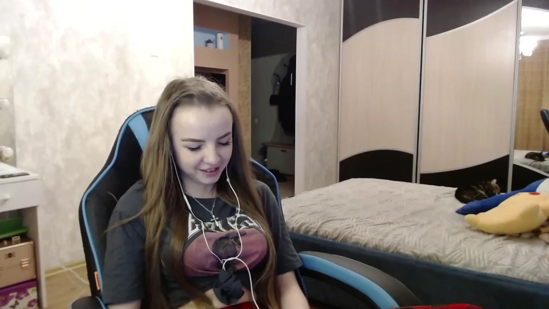 Gallery image thumbnail from Lio_noy's myfreecams stream on, 01/13/2024, 24:30 image 2 of 20