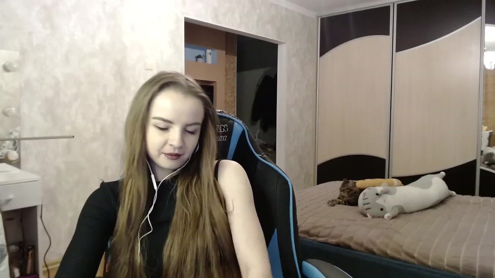Gallery image thumbnail from Lio_noy's myfreecams stream on, 01/21/2024, 24:24 image 16 of 20