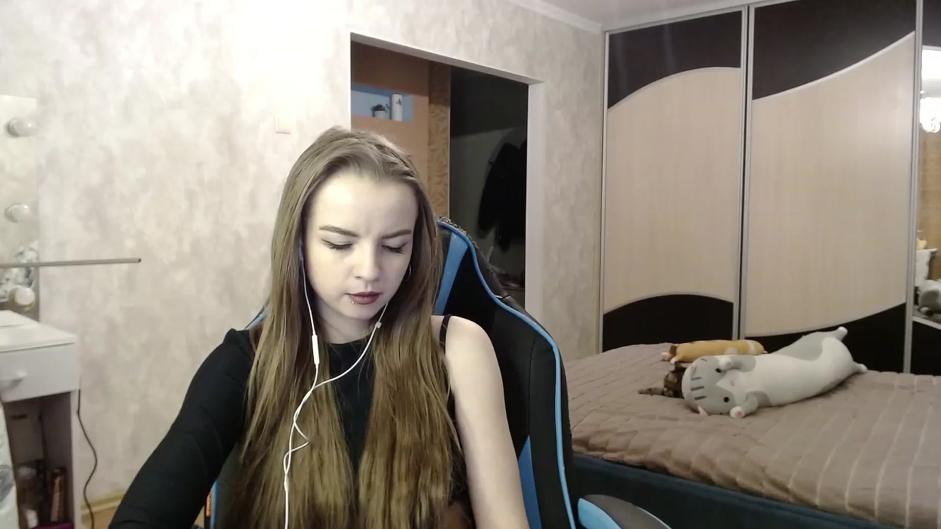 Gallery image thumbnail from Lio_noy's myfreecams stream on, 01/21/2024, 24:24 image 7 of 20