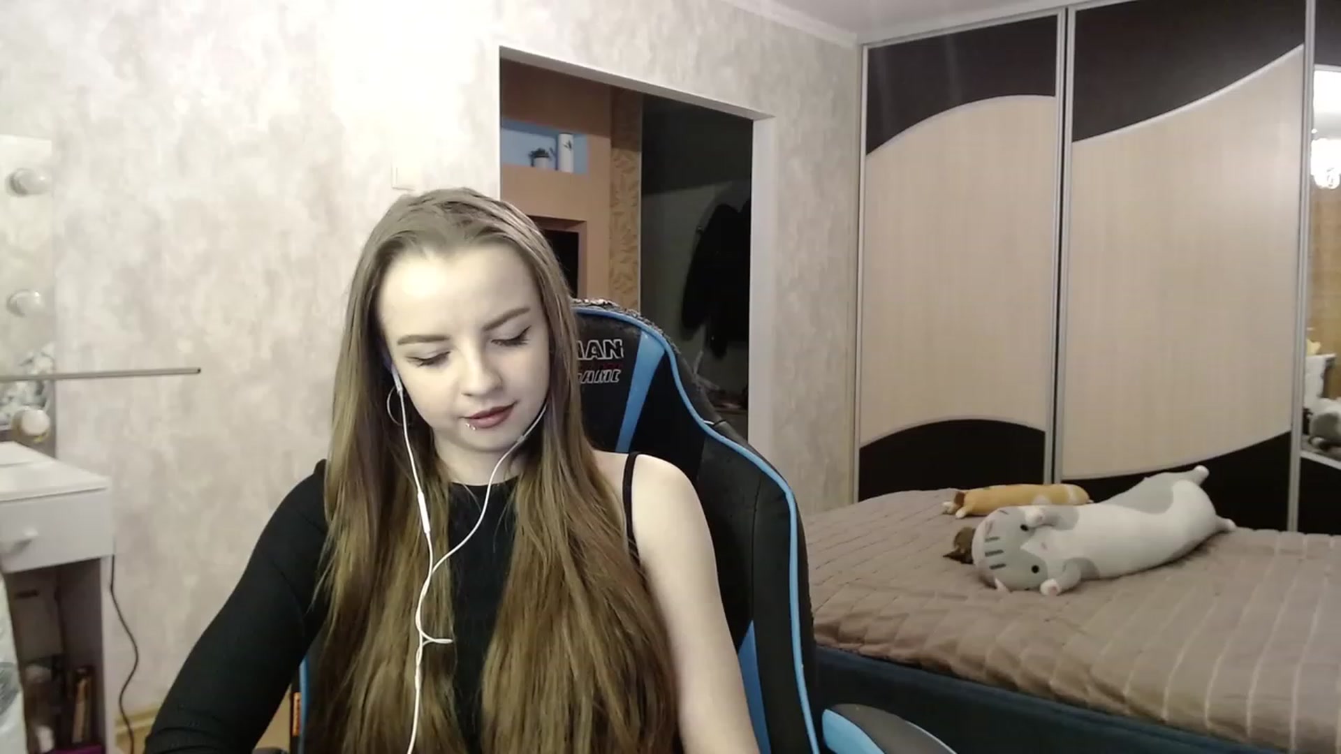 Gallery image thumbnail from Lio_noy's myfreecams stream on, 01/21/2024, 24:24 image 11 of 20