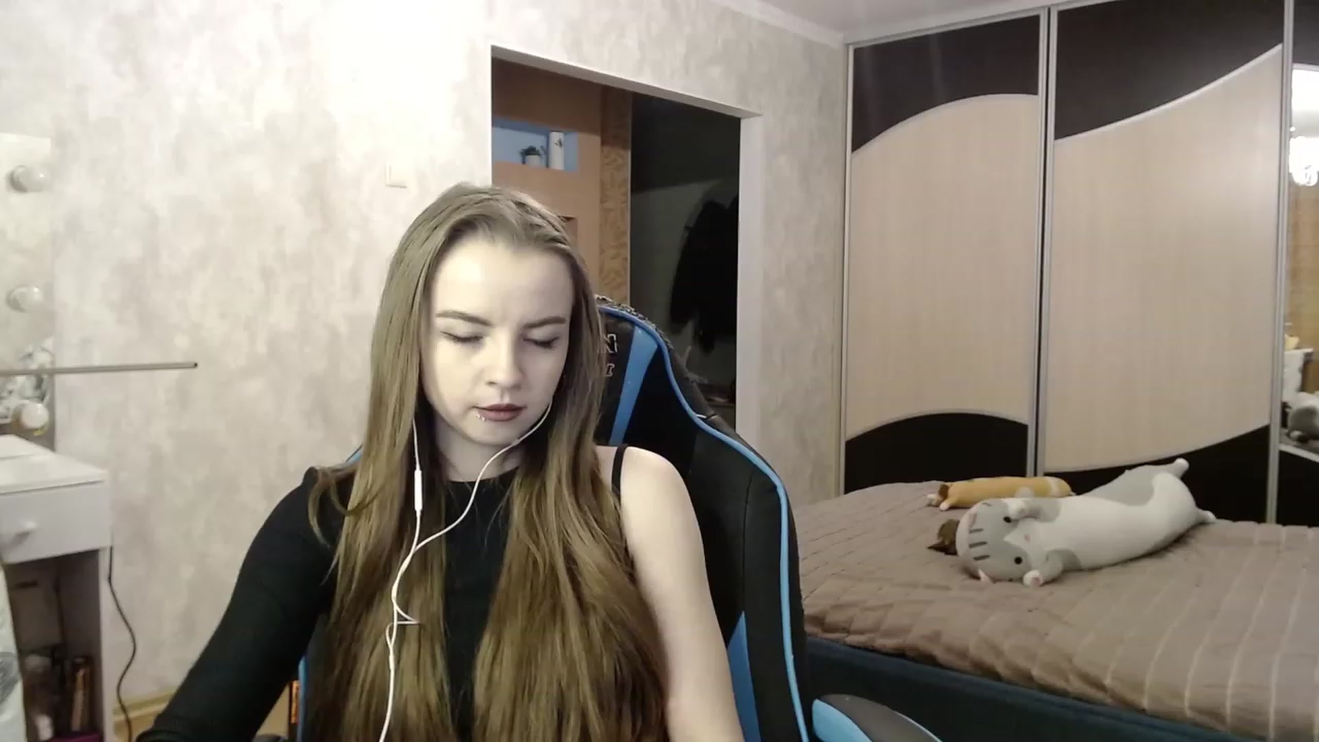 Gallery image thumbnail from Lio_noy's myfreecams stream on, 01/21/2024, 24:24 image 12 of 20