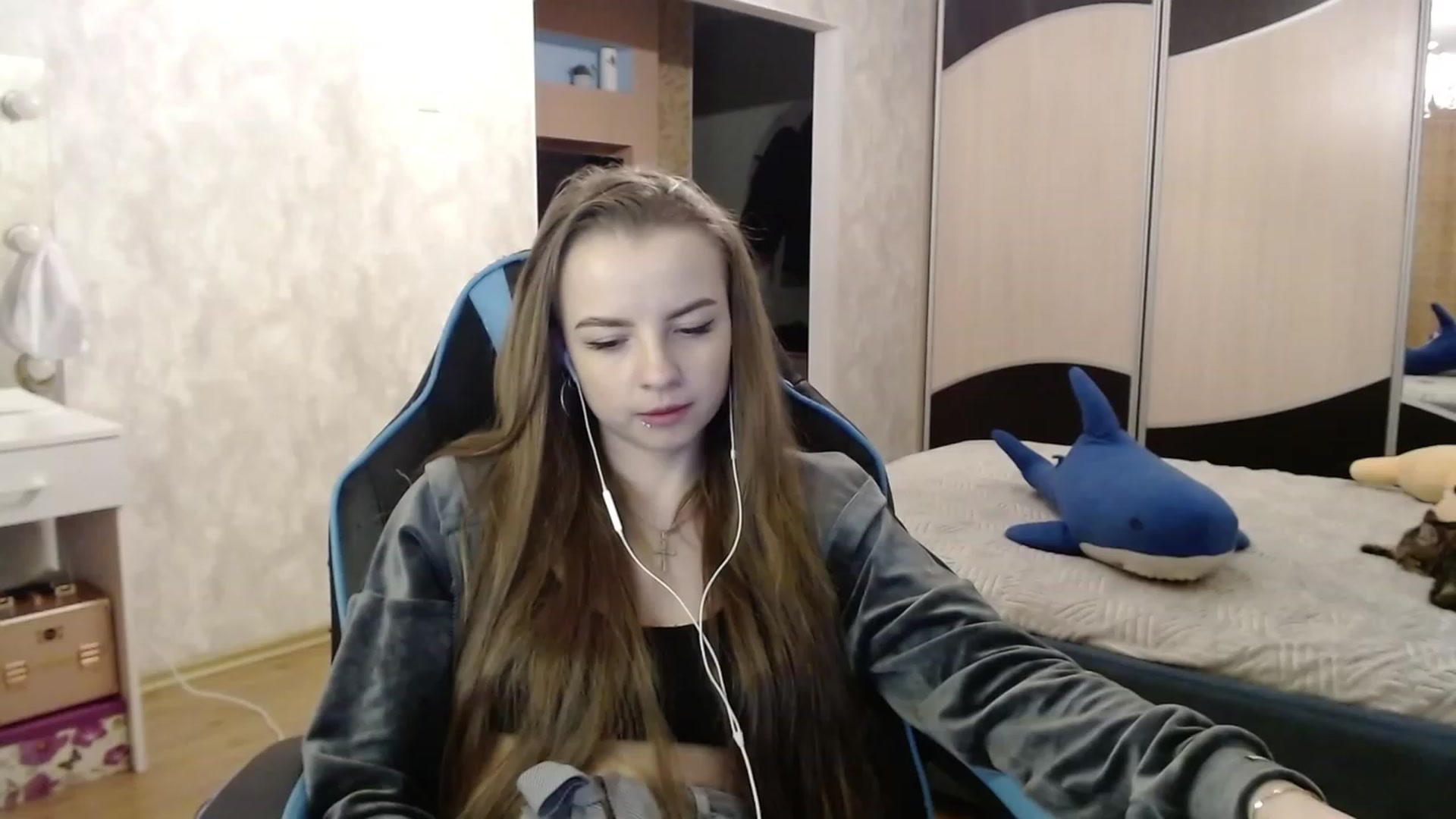Gallery image thumbnail from Lio_noy's myfreecams stream on, 01/27/2024, 23:56 image 16 of 20