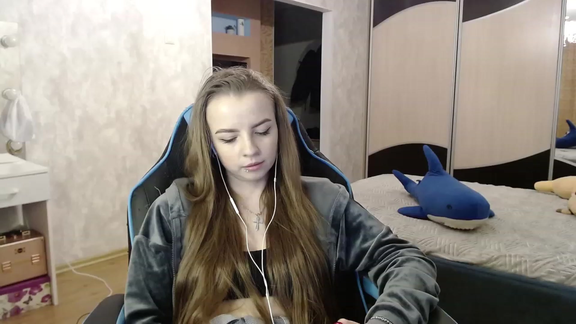 Gallery image thumbnail from Lio_noy's myfreecams stream on, 01/27/2024, 23:56 image 4 of 20