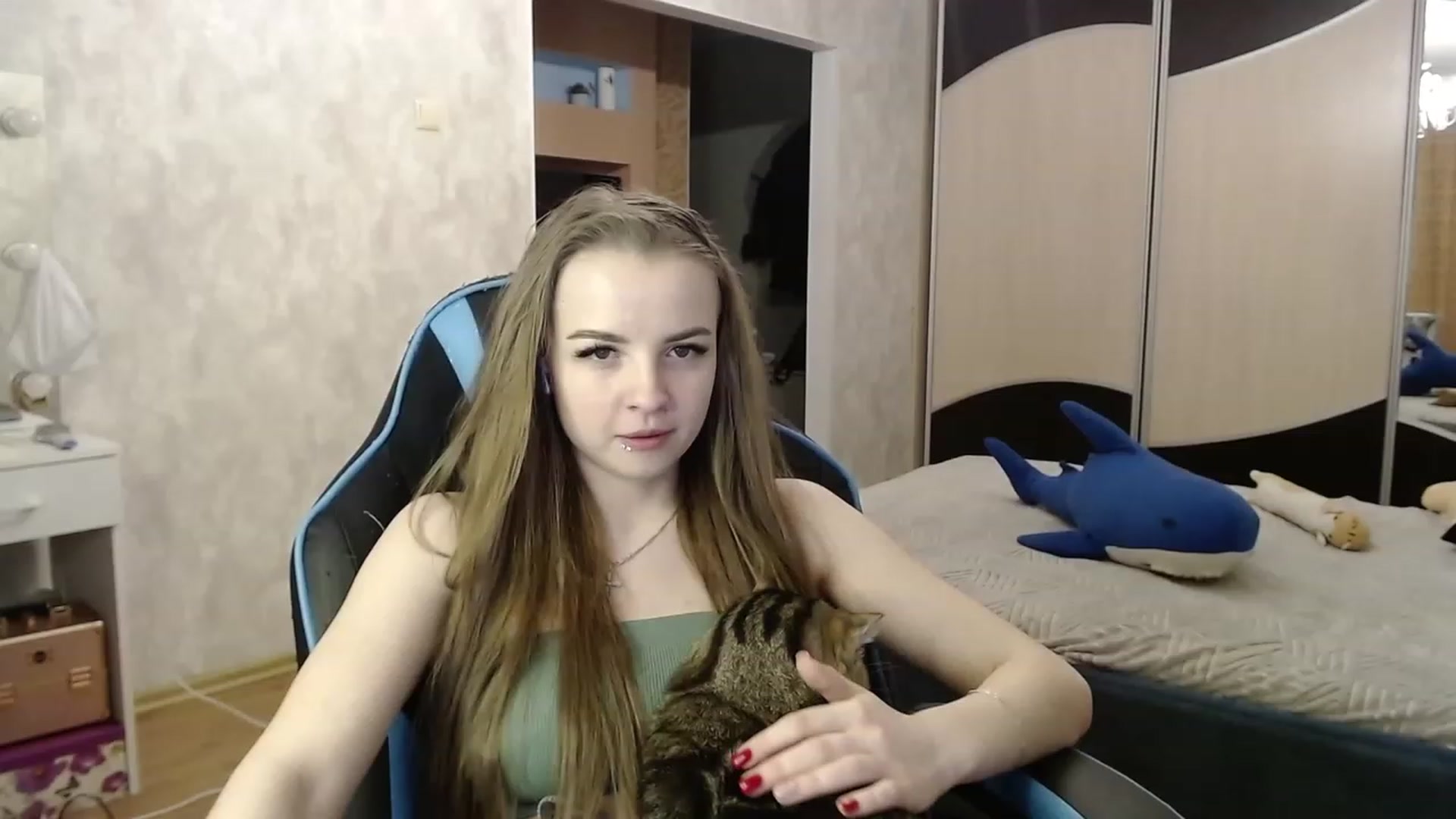 Gallery image thumbnail from Lio_noy's myfreecams stream on, 02/01/2024, 24:29 image 15 of 20