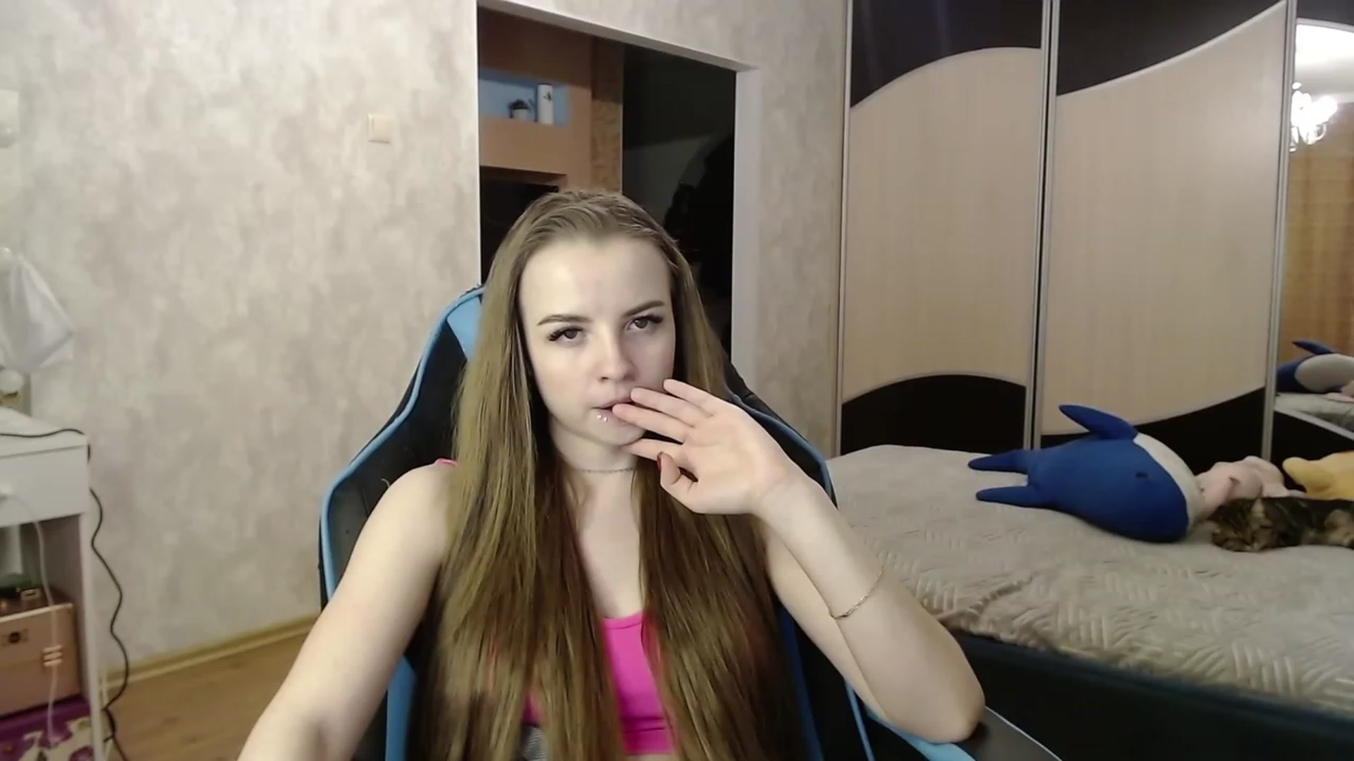 Gallery image thumbnail from Lio_noy's myfreecams stream on, 02/02/2024, 24:23 image 18 of 20
