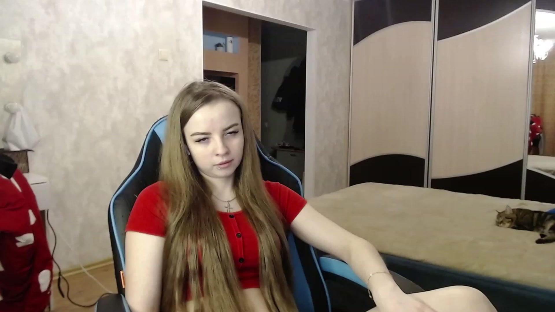 Gallery image thumbnail from Lio_noy's myfreecams stream on, 02/06/2024, 23:06 image 16 of 20