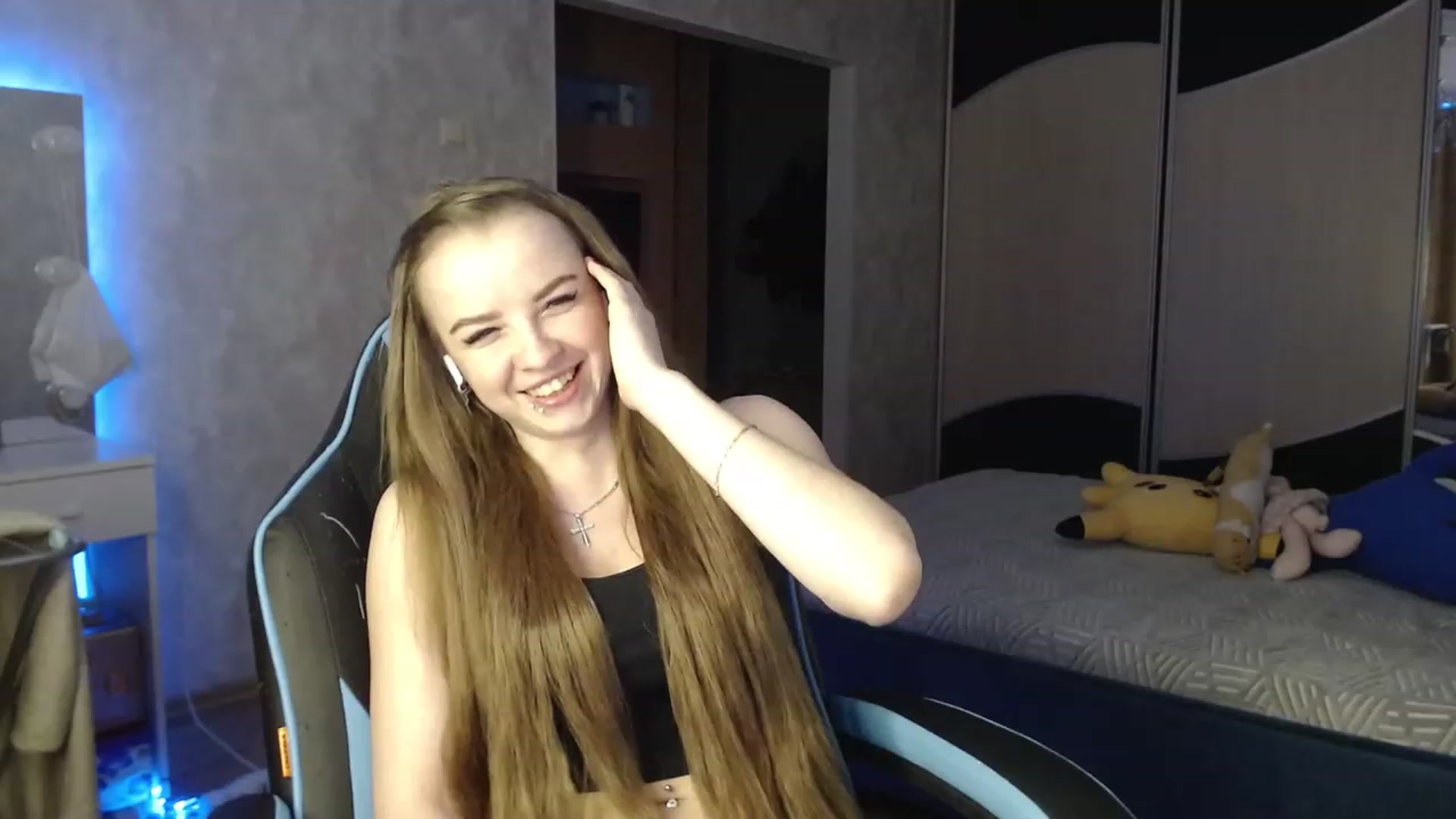 Gallery image thumbnail from Lio_noy's myfreecams stream on, 02/08/2024, 22:18 image 15 of 20