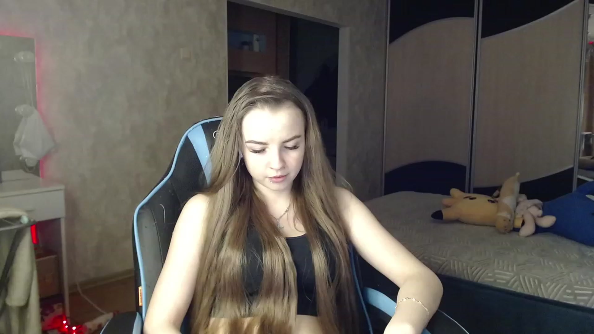 Gallery image thumbnail from Lio_noy's myfreecams stream on, 02/08/2024, 22:18 image 4 of 20