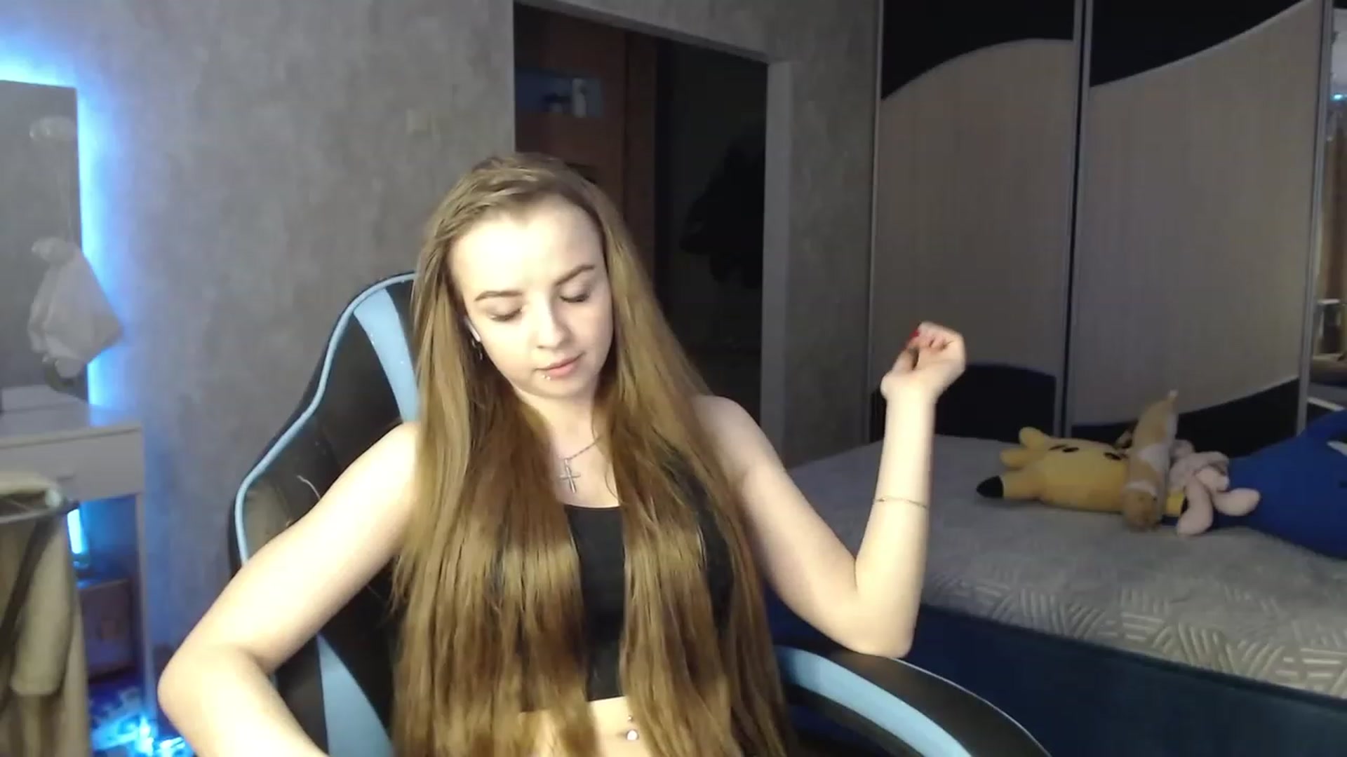Gallery image thumbnail from Lio_noy's myfreecams stream on, 02/08/2024, 22:18 image 16 of 20