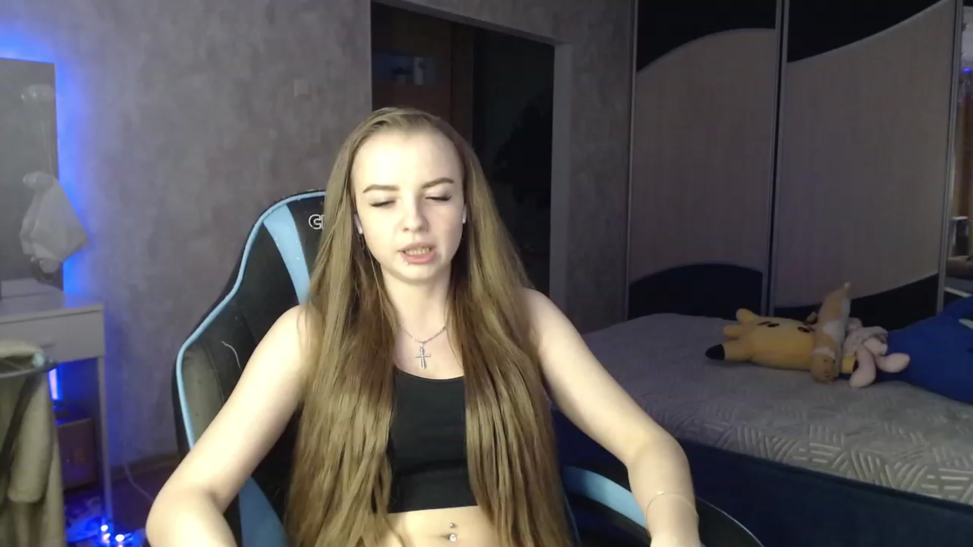 Gallery image thumbnail from Lio_noy's myfreecams stream on, 02/08/2024, 22:18 image 12 of 20