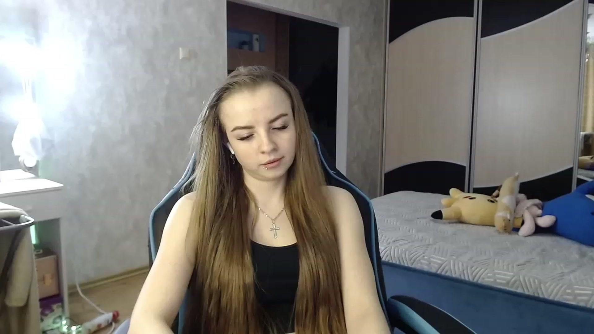 Gallery image thumbnail from Lio_noy's myfreecams stream on, 02/08/2024, 23:20 image 13 of 20