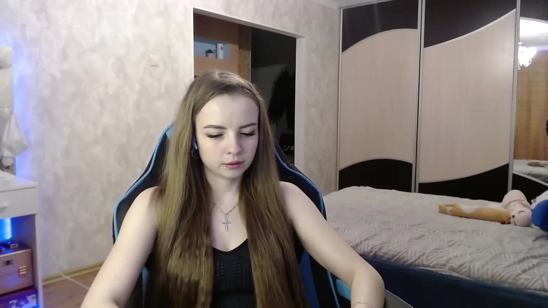 Gallery image thumbnail from Lio_noy's myfreecams stream on, 02/09/2024, 23:42 image 9 of 20