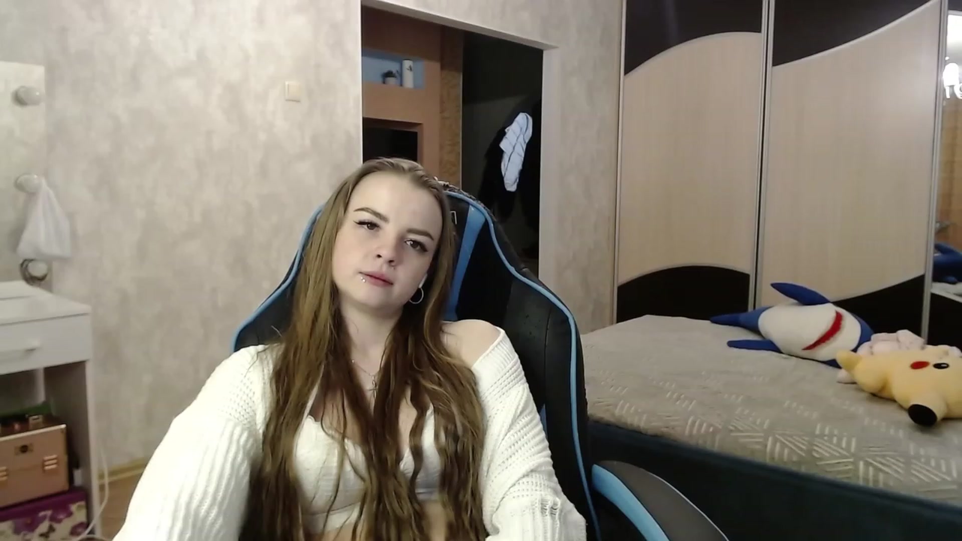 Gallery image thumbnail from Lio_noy's myfreecams stream on, 03/08/2024, 24:32 image 2 of 20