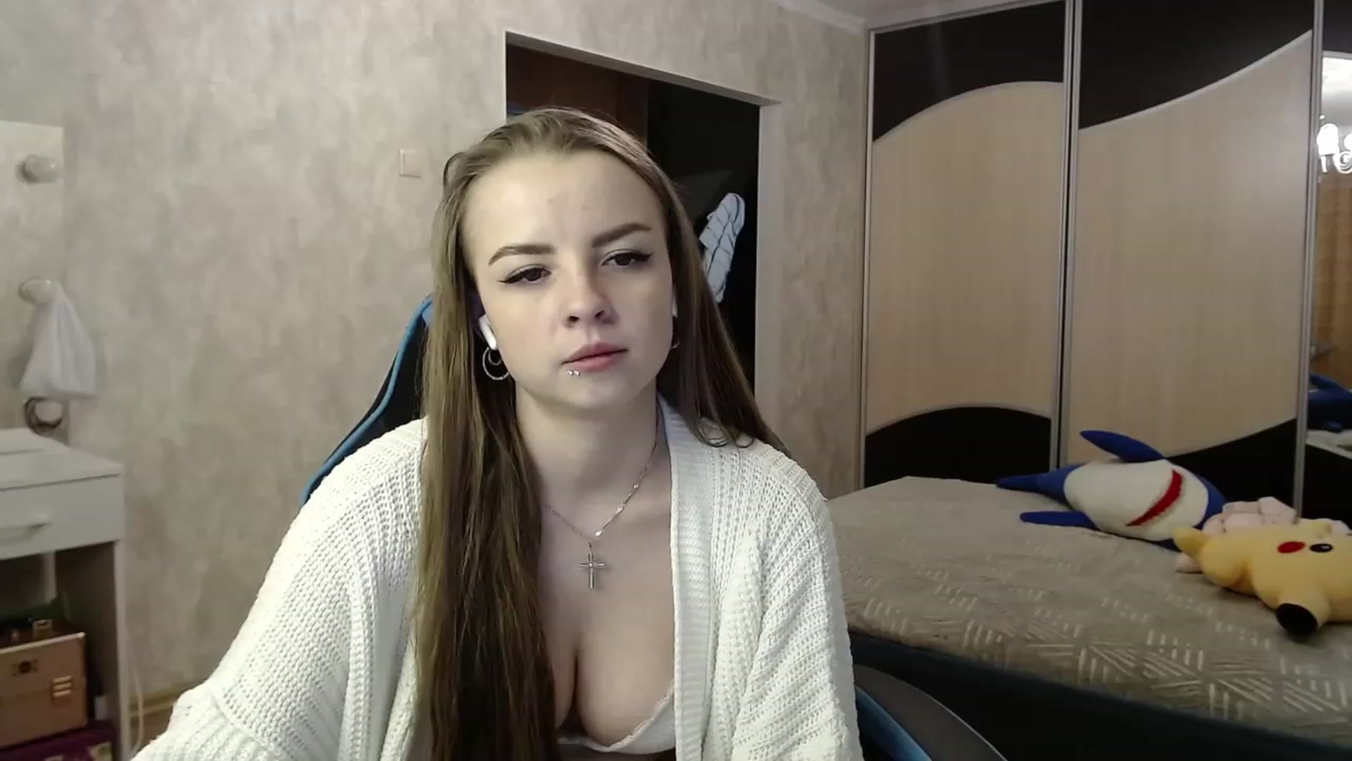 Gallery image thumbnail from Lio_noy's myfreecams stream on, 03/08/2024, 01:14 image 4 of 20