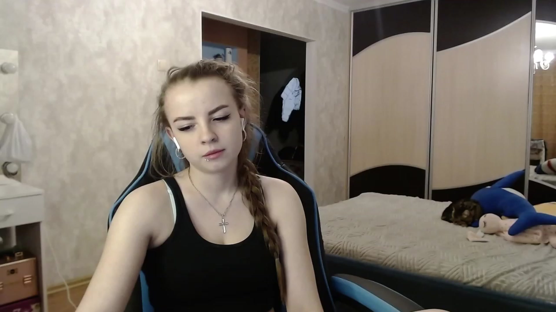 Gallery image thumbnail from Lio_noy's myfreecams stream on, 03/10/2024, 22:44 image 9 of 20