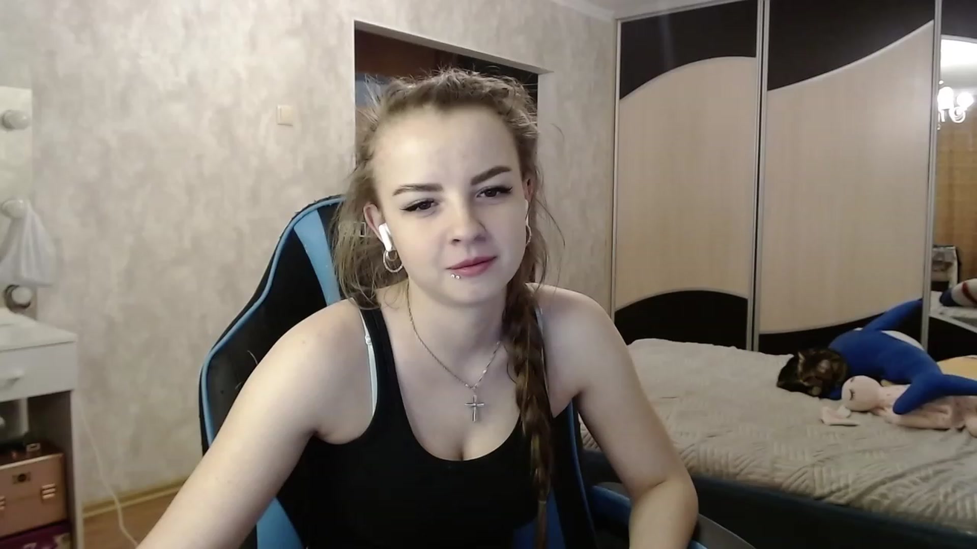 Gallery image thumbnail from Lio_noy's myfreecams stream on, 03/10/2024, 22:44 image 7 of 20