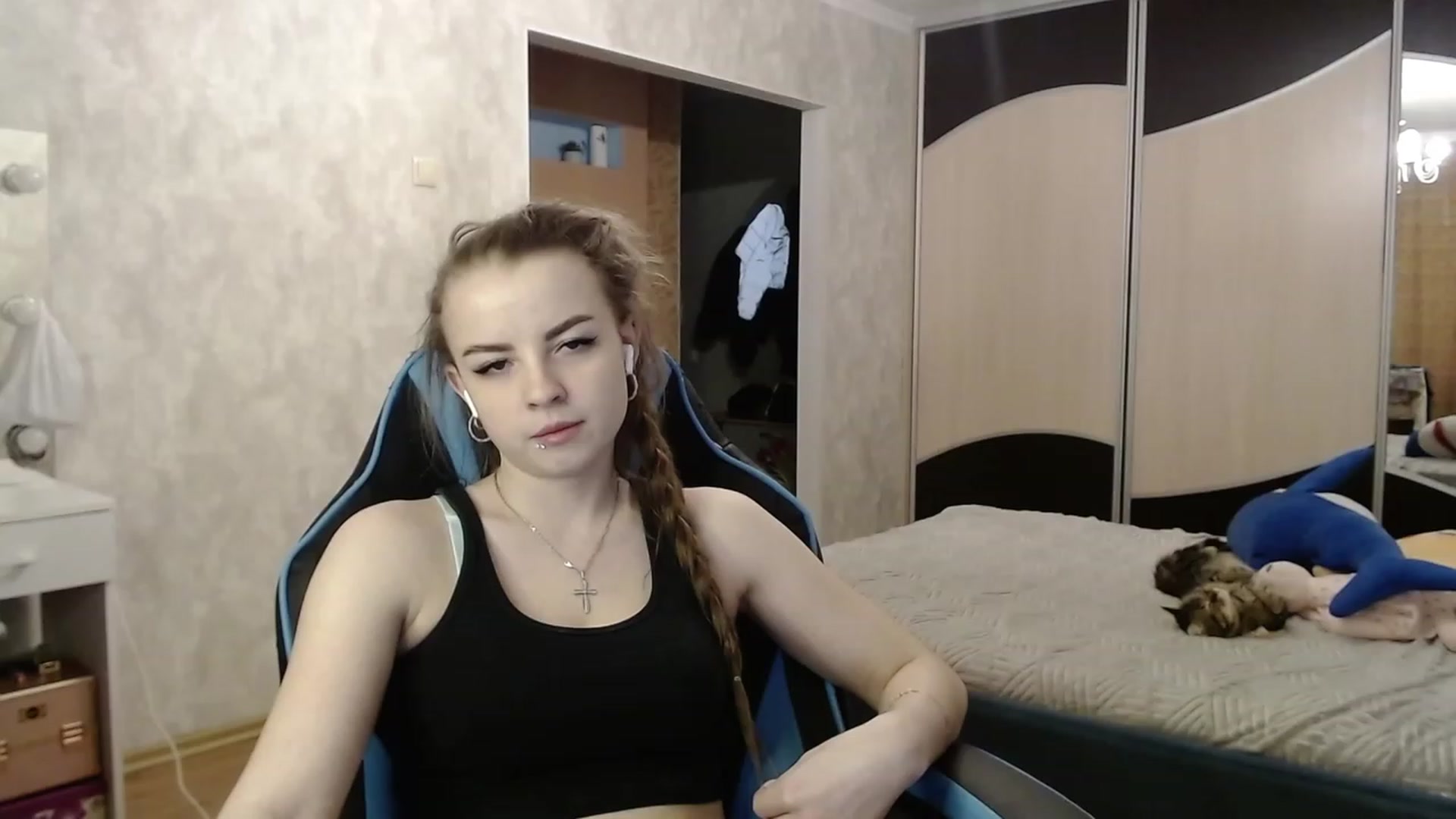 Gallery image thumbnail from Lio_noy's myfreecams stream on, 03/10/2024, 22:44 image 4 of 20
