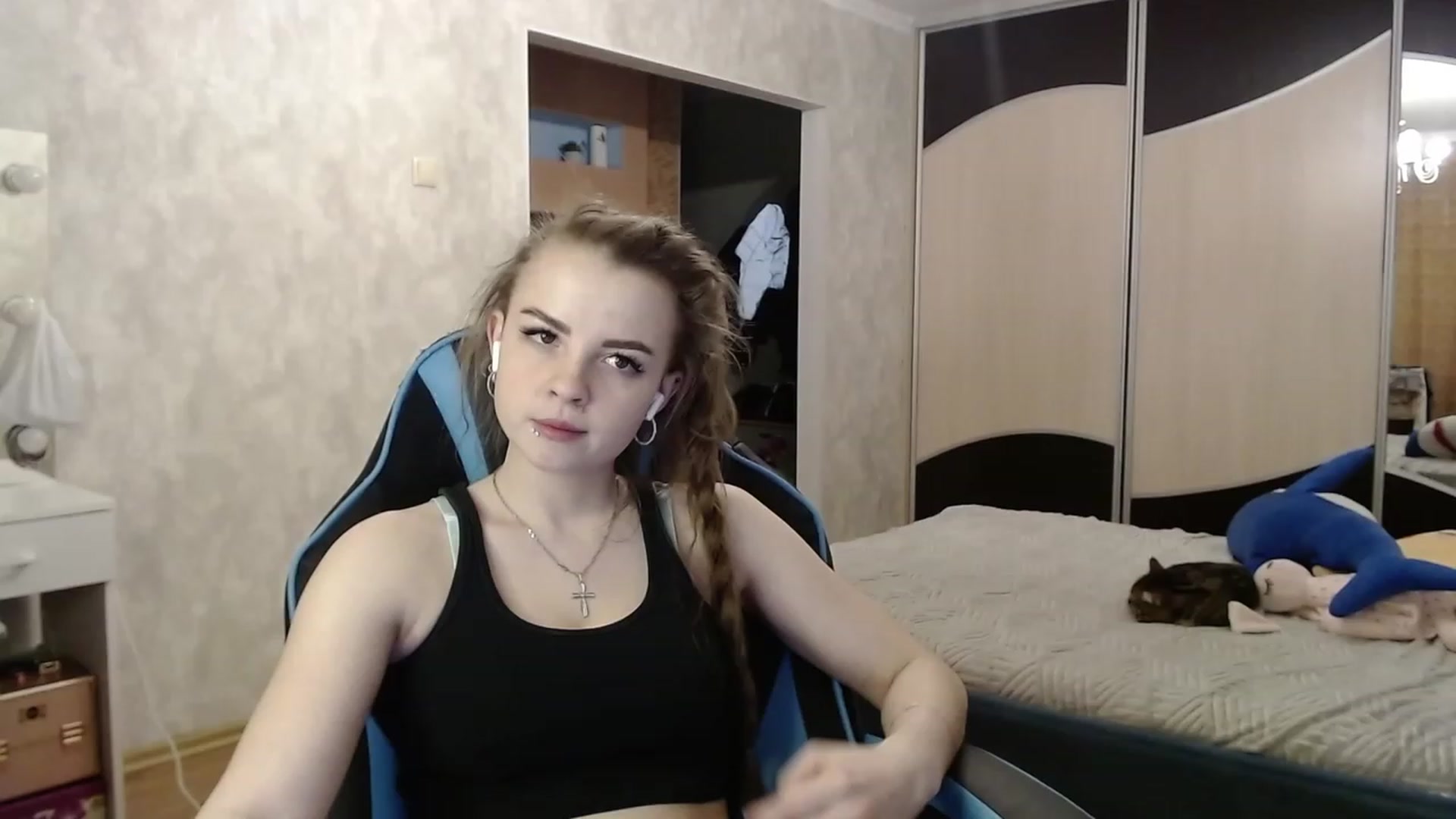 Gallery image thumbnail from Lio_noy's myfreecams stream on, 03/10/2024, 22:44 image 2 of 20